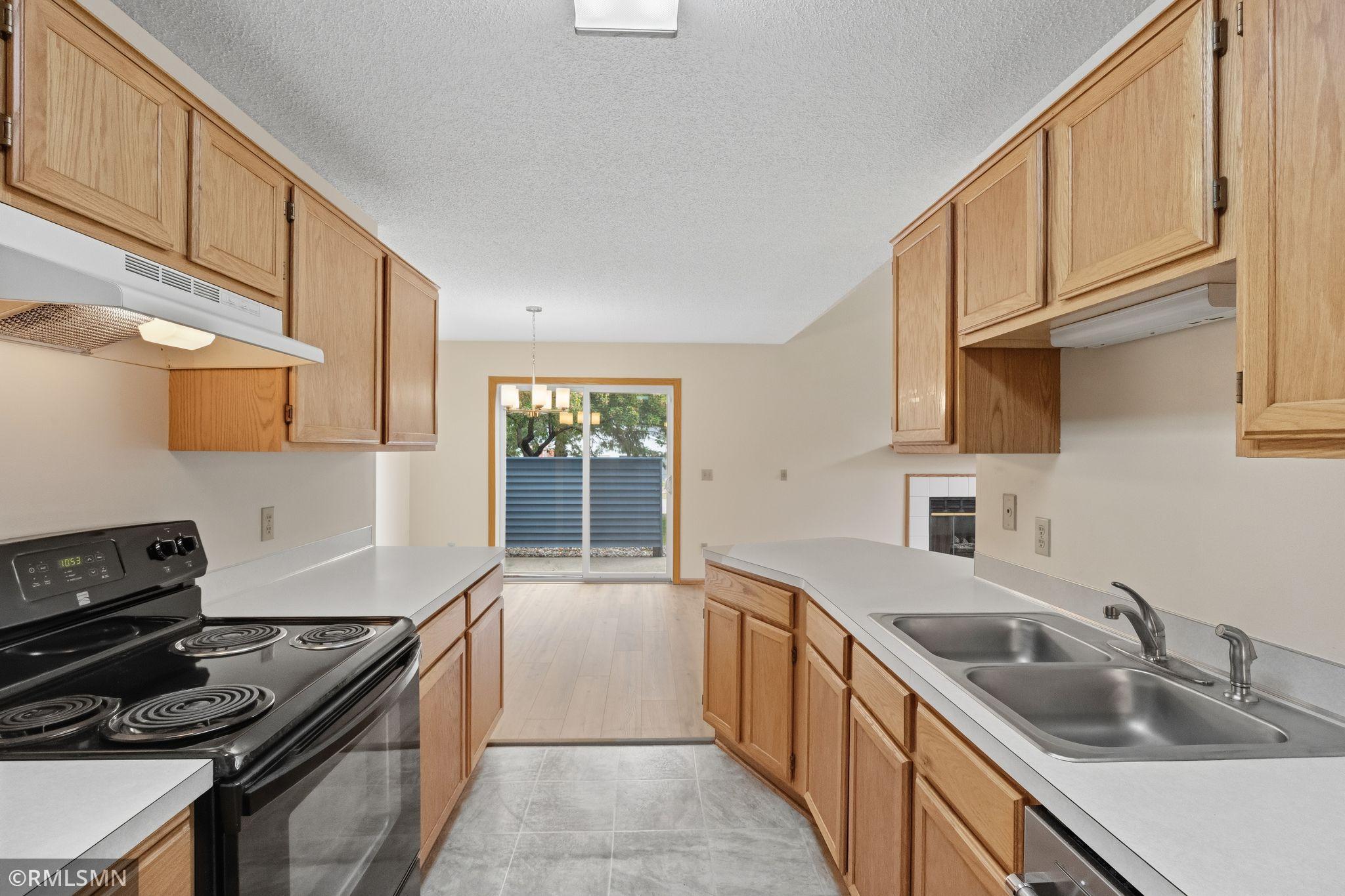 View of Residential at 4831 Helena Lane #1, Oakdale MN 55128, Oakdale (10 of 21) - Mike Wilen | Minnesota Team Real Estate
