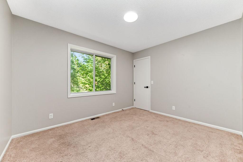 View of Residential at 2827 18th Avenue, Shakopee MN 55379, Shakopee (33 of 50) - Mike Wilen | Minnesota Team Real Estate