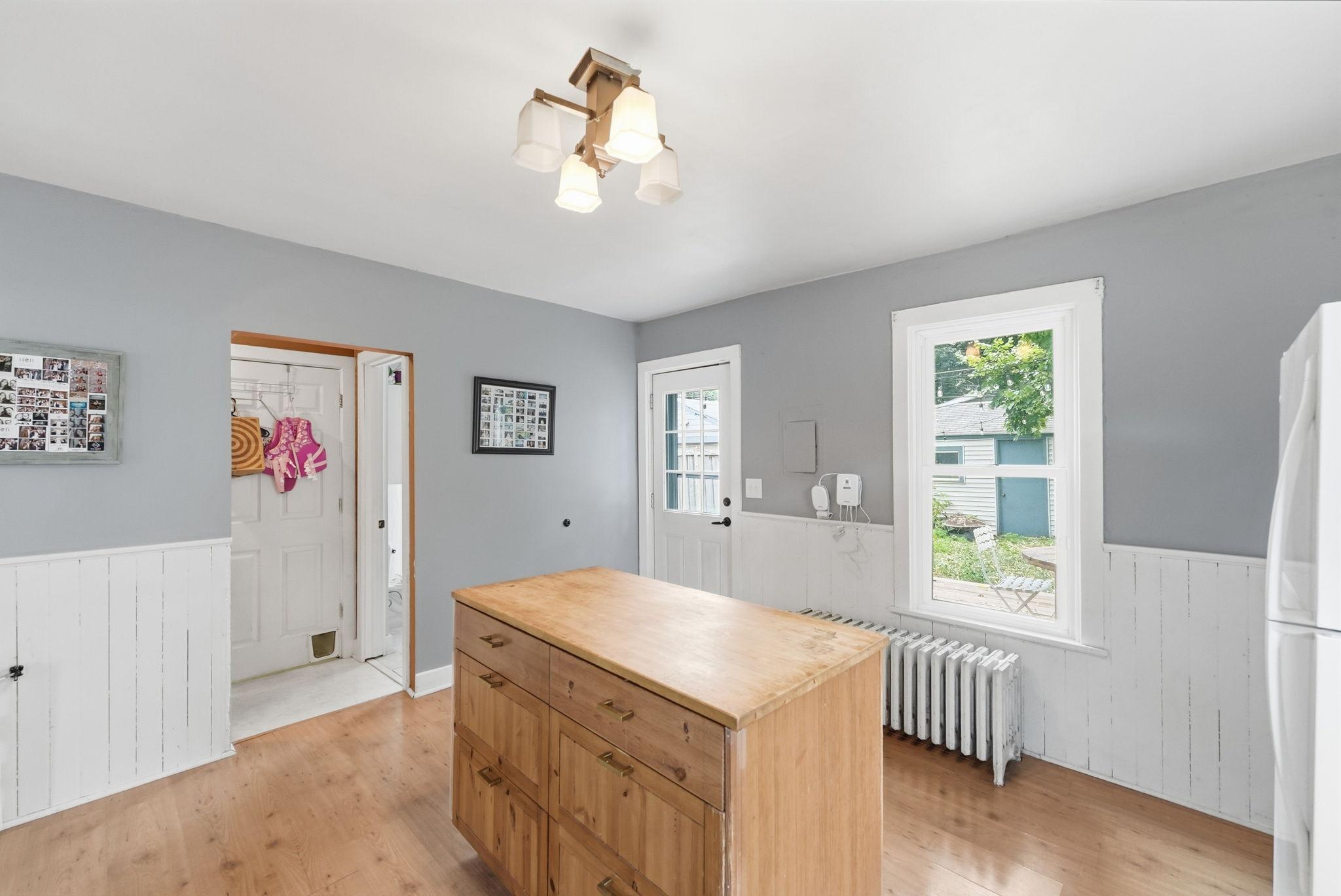 View of Residential at 414 Banfil Street, Saint Paul MN 55102, Saint Paul (14 of 30) - Mike Wilen | Minnesota Team Real Estate