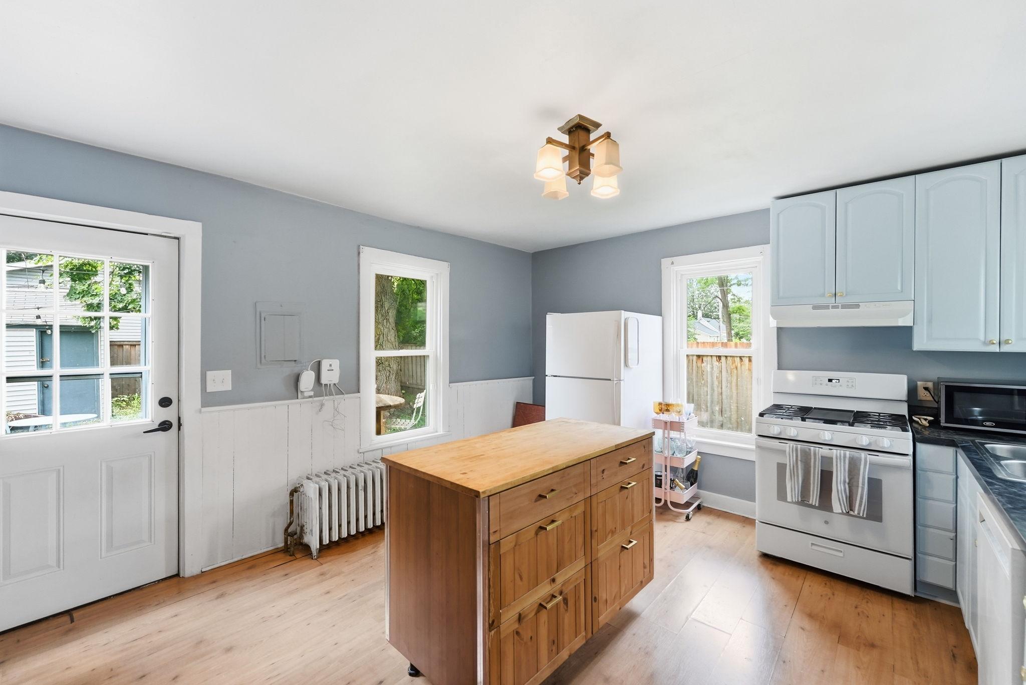 View of Residential at 414 Banfil Street, Saint Paul MN 55102, Saint Paul (13 of 30) - Mike Wilen | Minnesota Team Real Estate