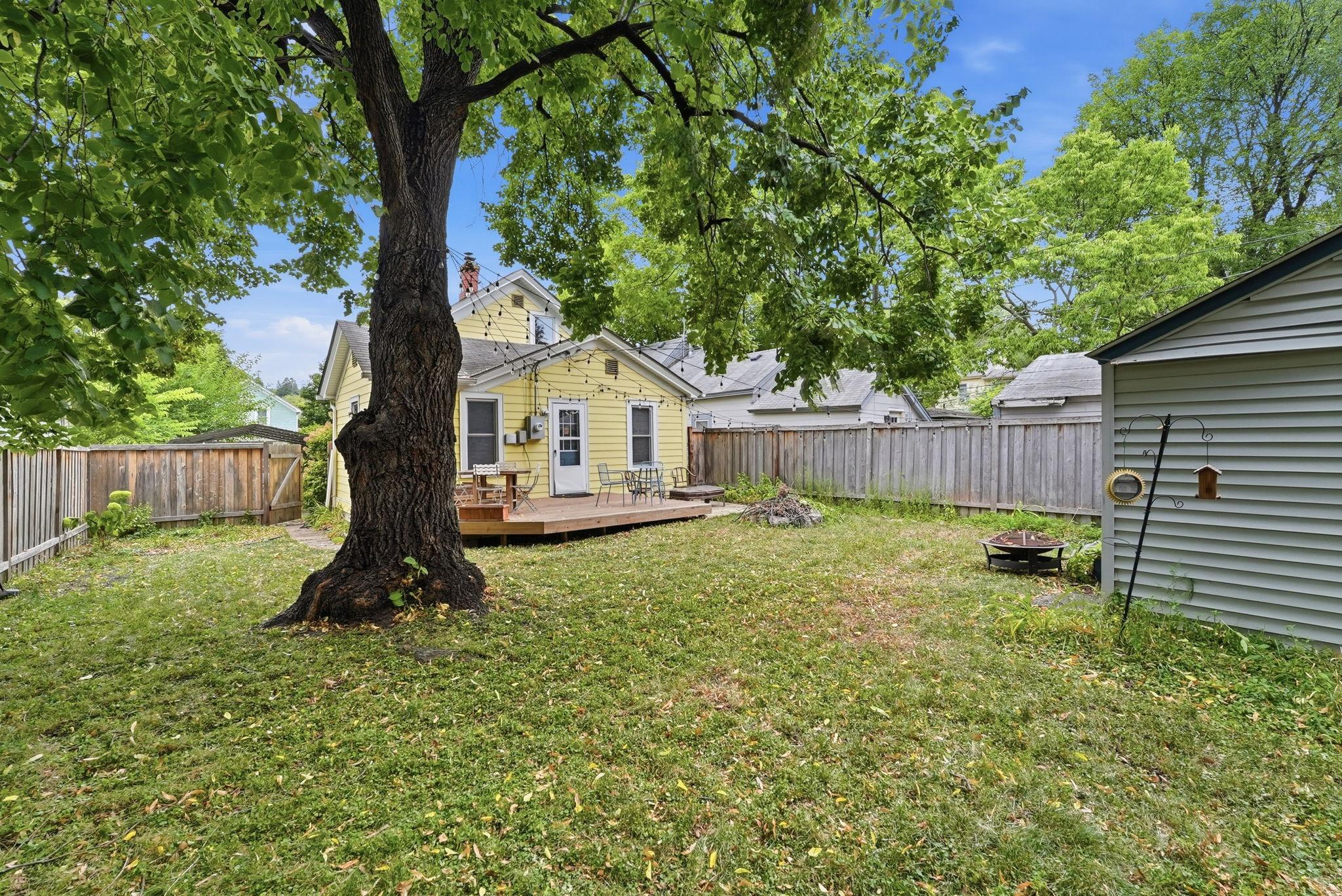 View of Residential at 414 Banfil Street, Saint Paul MN 55102, Saint Paul (26 of 30) - Mike Wilen | Minnesota Team Real Estate