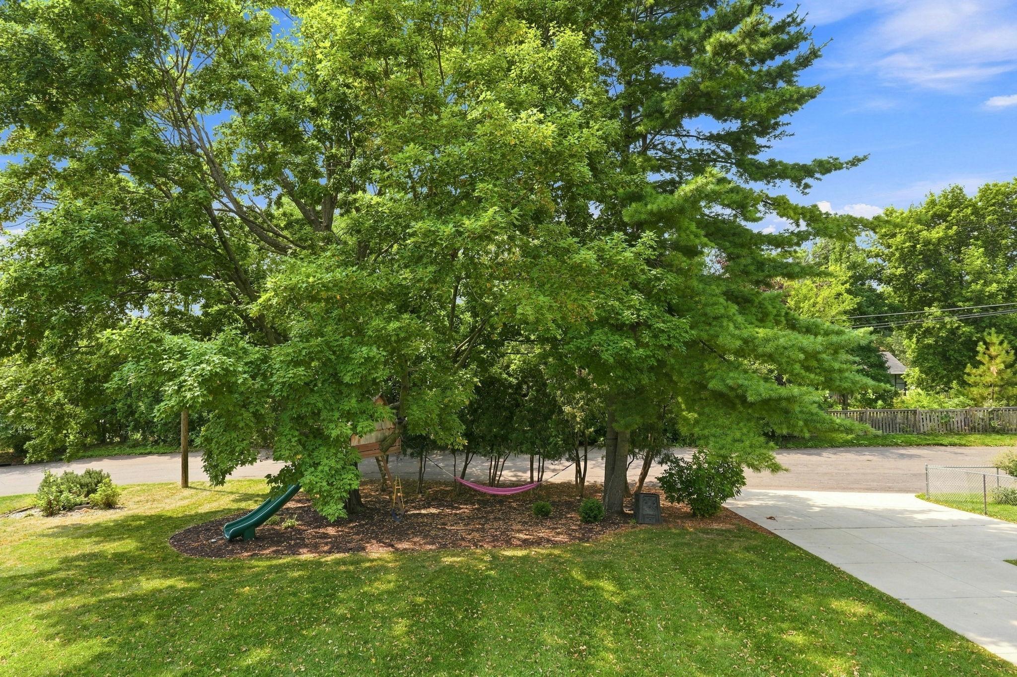 View of Residential at 29 Orme Court, Saint Paul MN 55116, Saint Paul (36 of 37) - Mike Wilen | Minnesota Team Real Estate