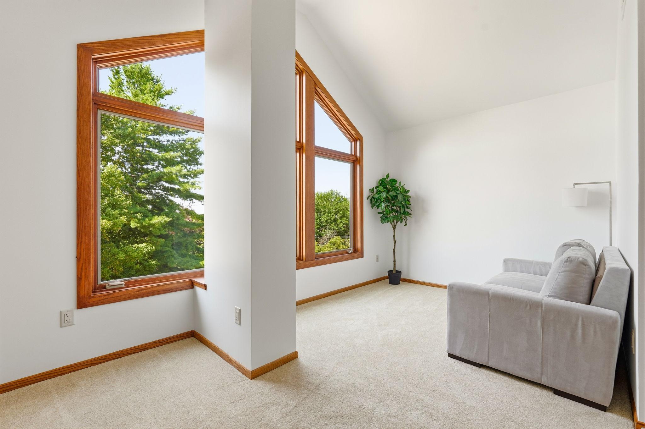 View of Residential at 29 Orme Court, Saint Paul MN 55116, Saint Paul (20 of 37) - Mike Wilen | Minnesota Team Real Estate
