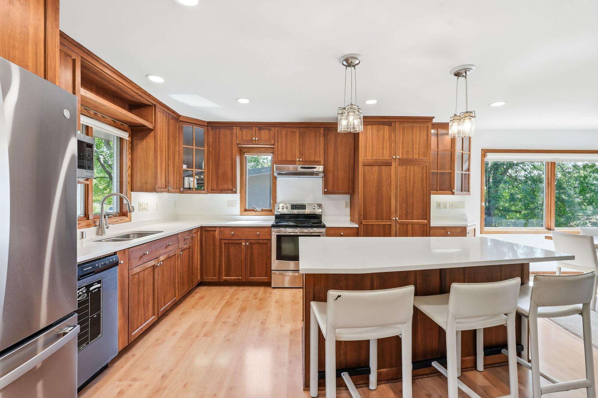 View of Residential at 29 Orme Court, Saint Paul MN 55116, Saint Paul (3 of 37) - Mike Wilen | Minnesota Team Real Estate