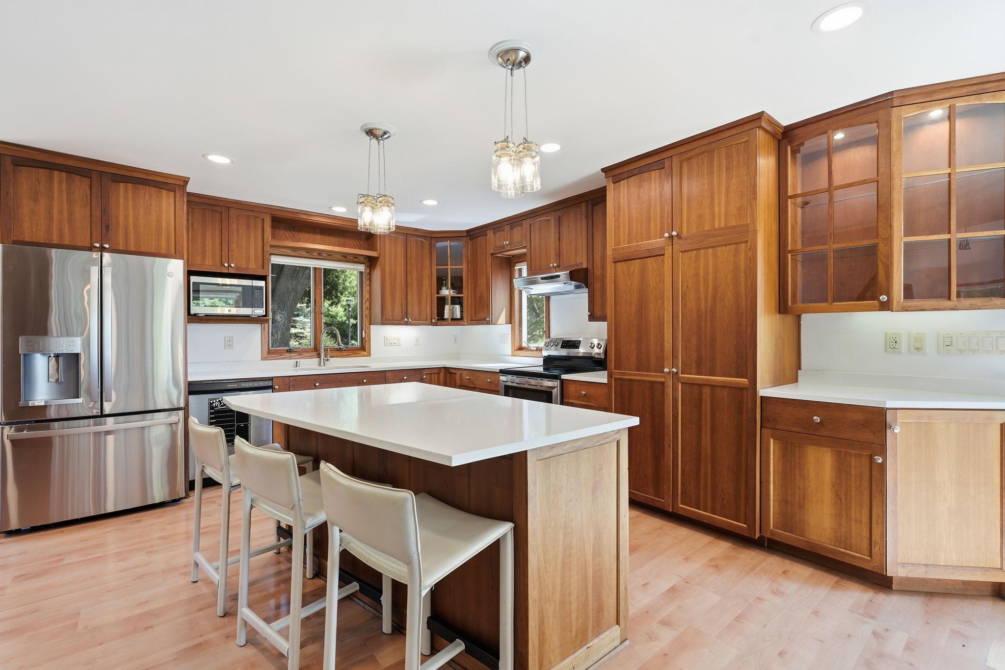View of Residential at 29 Orme Court, Saint Paul MN 55116, Saint Paul (2 of 37) - Mike Wilen | Minnesota Team Real Estate