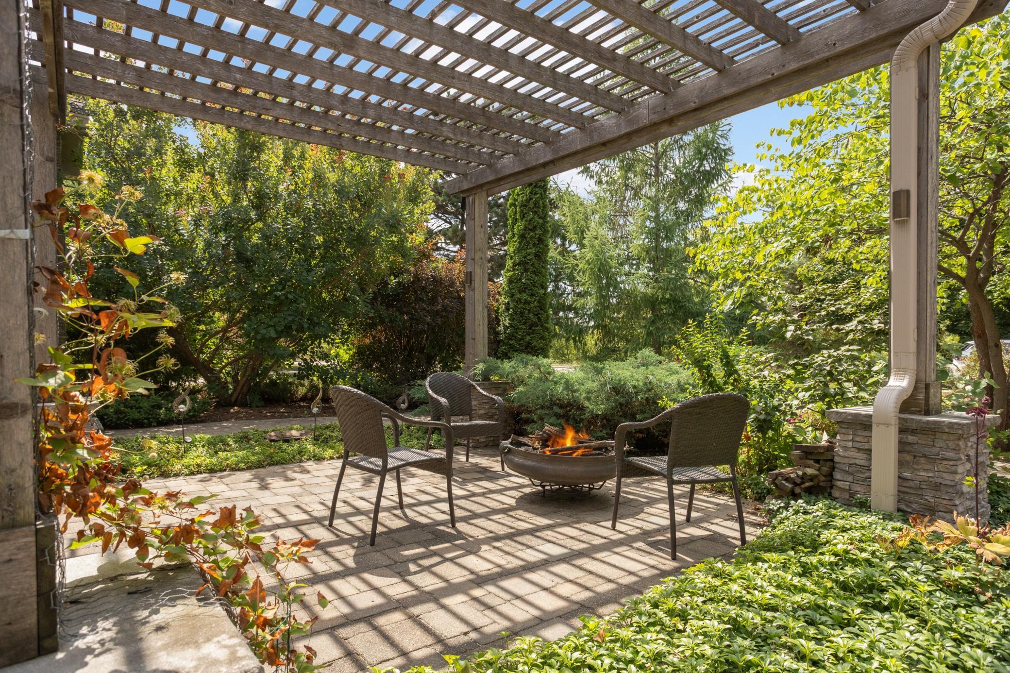 View of Residential at 1616 Mississippi River Boulevard, Saint Paul MN 55116, Saint Paul (46 of 71) - Mike Wilen | Minnesota Team Real Estate