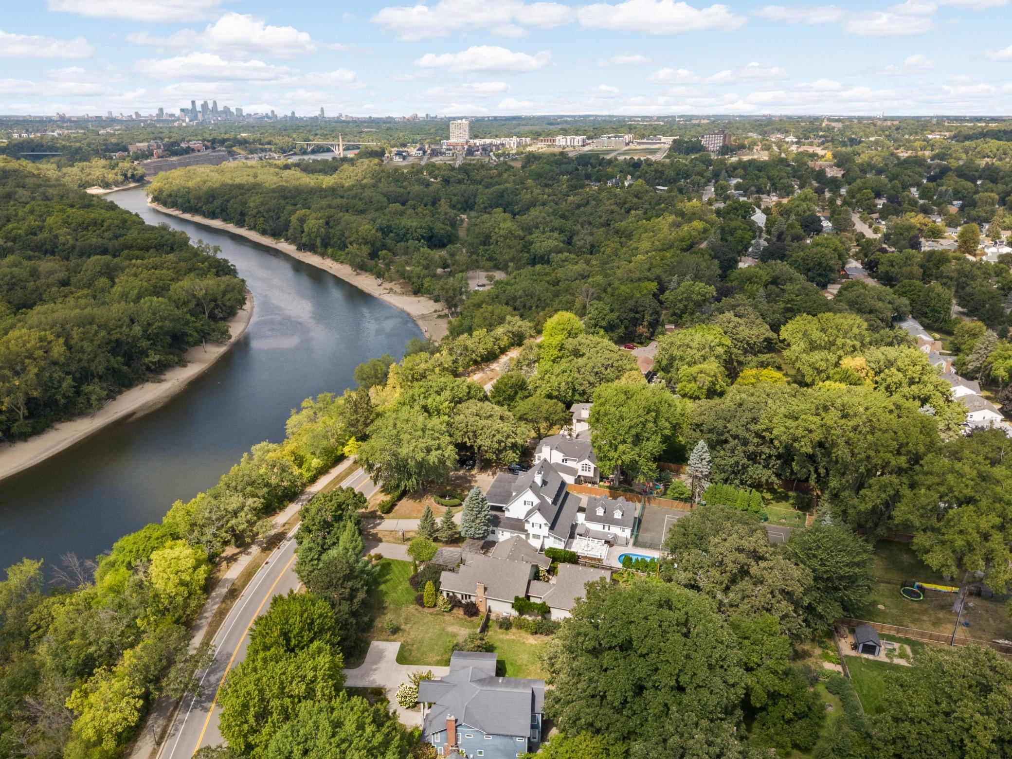 View of Residential at 1616 Mississippi River Boulevard, Saint Paul MN 55116, Saint Paul (2 of 71) - Mike Wilen | Minnesota Team Real Estate