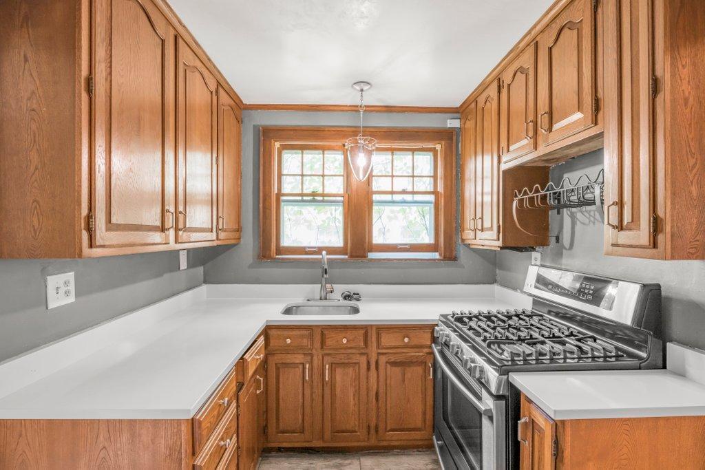 View of Residential at 2657 Zenith Avenue, Robbinsdale MN 55422, Robbinsdale (10 of 26) - Mike Wilen | Minnesota Team Real Estate