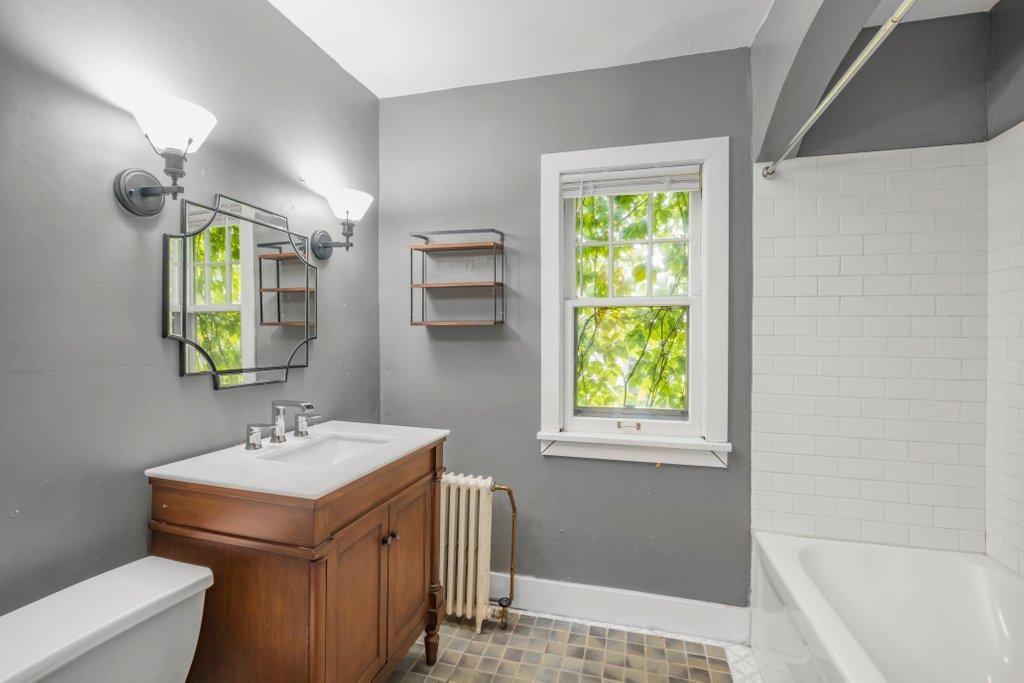 View of Residential at 2657 Zenith Avenue, Robbinsdale MN 55422, Robbinsdale (16 of 26) - Mike Wilen | Minnesota Team Real Estate