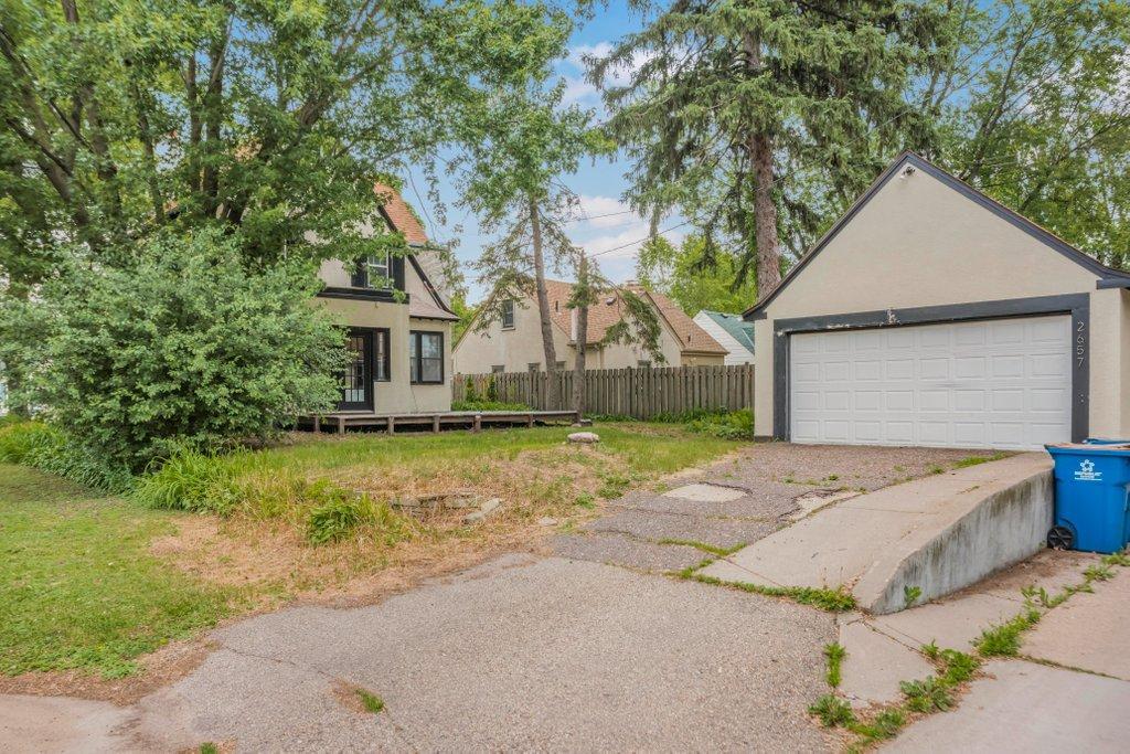 View of Residential at 2657 Zenith Avenue, Robbinsdale MN 55422, Robbinsdale (22 of 26) - Mike Wilen | Minnesota Team Real Estate