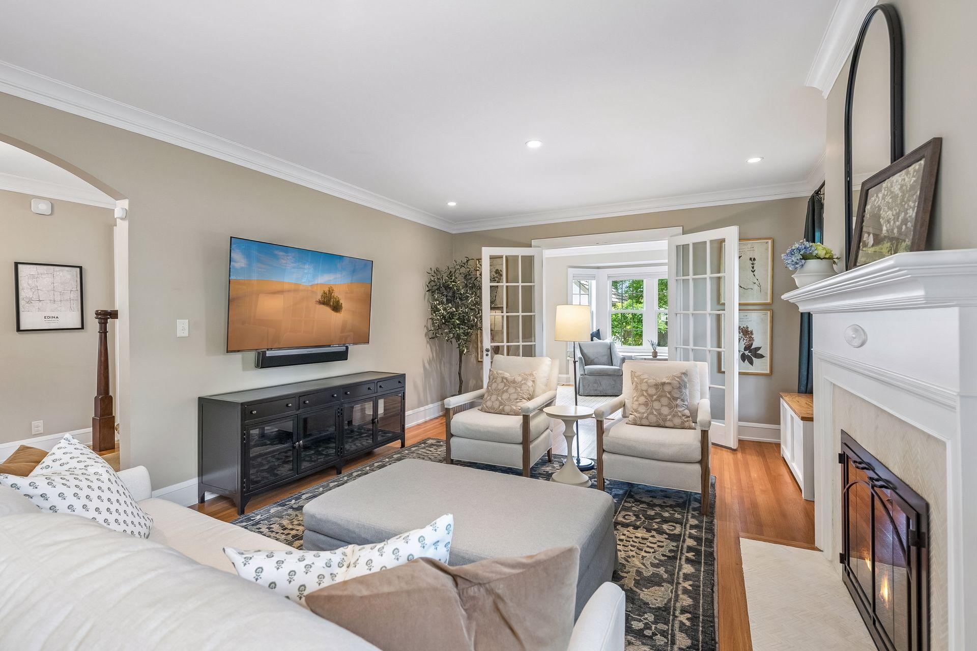 View of Residential at 4517 Wooddale Avenue, Edina MN 55424, Edina (9 of 59) - Mike Wilen | Minnesota Team Real Estate