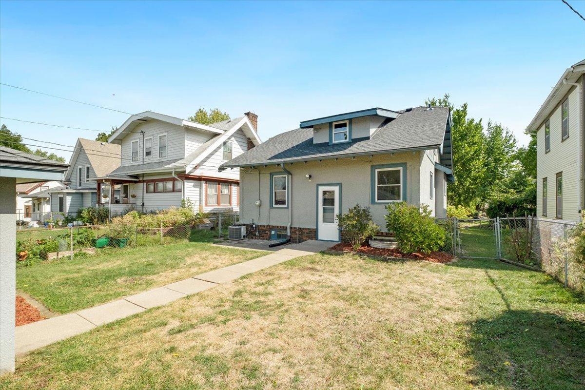 View of Residential at 2606 Hayes Street, Minneapolis MN 55418, Minneapolis (27 of 30) - Mike Wilen | Minnesota Team Real Estate