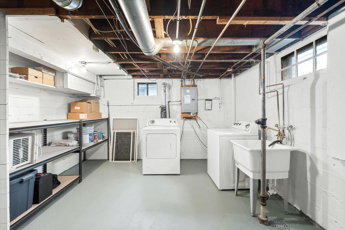 View of Residential at 2606 Hayes Street, Minneapolis MN 55418, Minneapolis (26 of 30) - Mike Wilen | Minnesota Team Real Estate