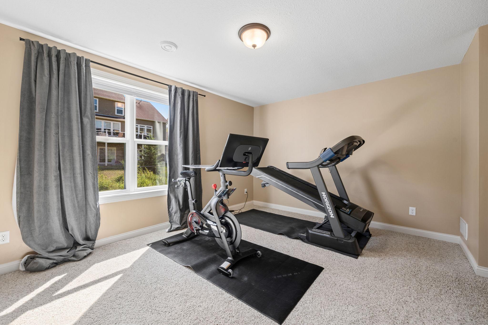 View of Residential at 1192 Maple Lane, Roseville MN 55113, Roseville (28 of 43) - Mike Wilen | Minnesota Team Real Estate