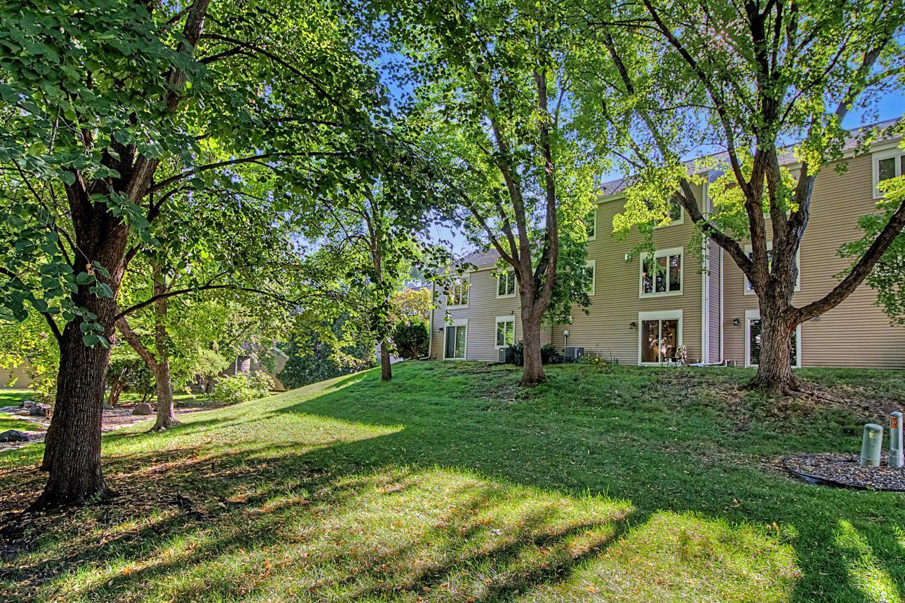 View of Residential at 1182 Saint Clair Avenue, Saint Paul MN 55105, Saint Paul (30 of 33) - Mike Wilen | Minnesota Team Real Estate