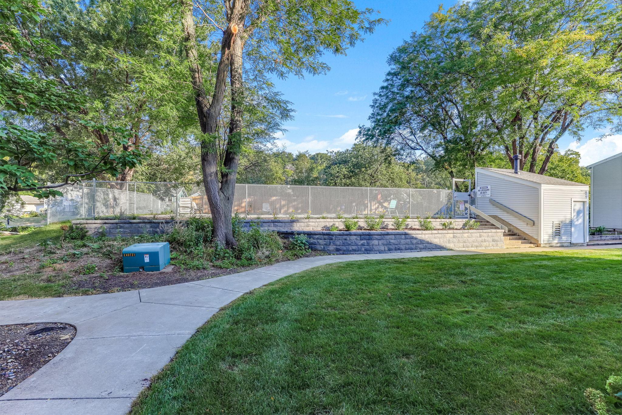 View of Residential at 2310 Benson Avenue #H, Saint Paul MN 55116, Saint Paul (24 of 25) - Mike Wilen | Minnesota Team Real Estate