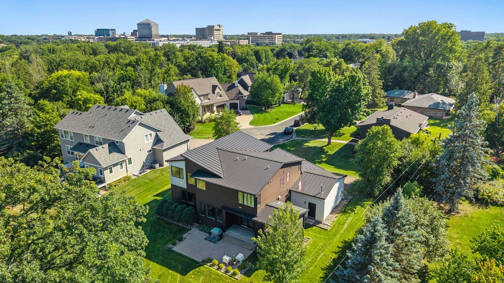 View of Residential at 115 Brunswick Avenue, Golden Valley MN 55422, Golden Valley (72 of 82) - Mike Wilen | Minnesota Team Real Estate