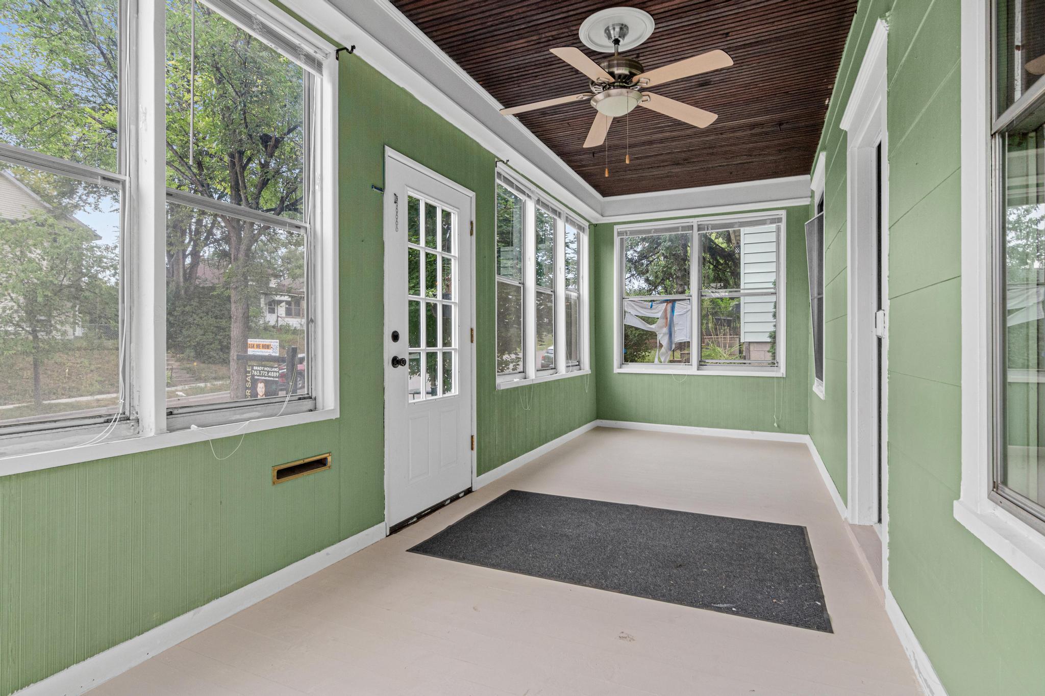 View of Residential at 1070 Minnehaha Avenue, Saint Paul MN 55106, Saint Paul (3 of 41) - Mike Wilen | Minnesota Team Real Estate