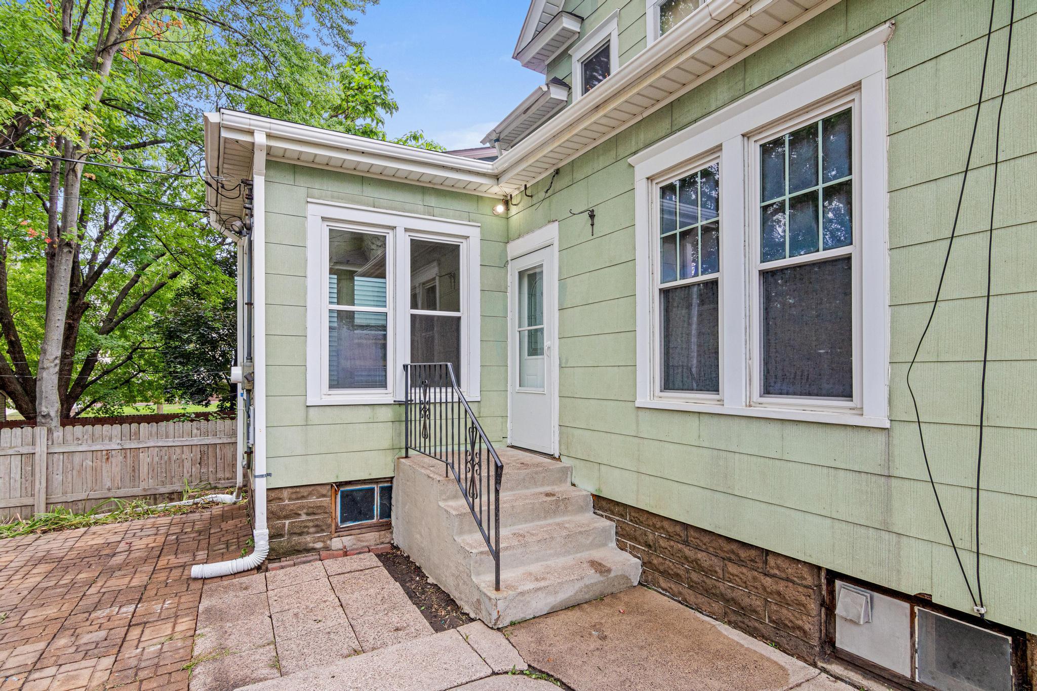 View of Residential at 1070 Minnehaha Avenue, Saint Paul MN 55106, Saint Paul (34 of 41) - Mike Wilen | Minnesota Team Real Estate