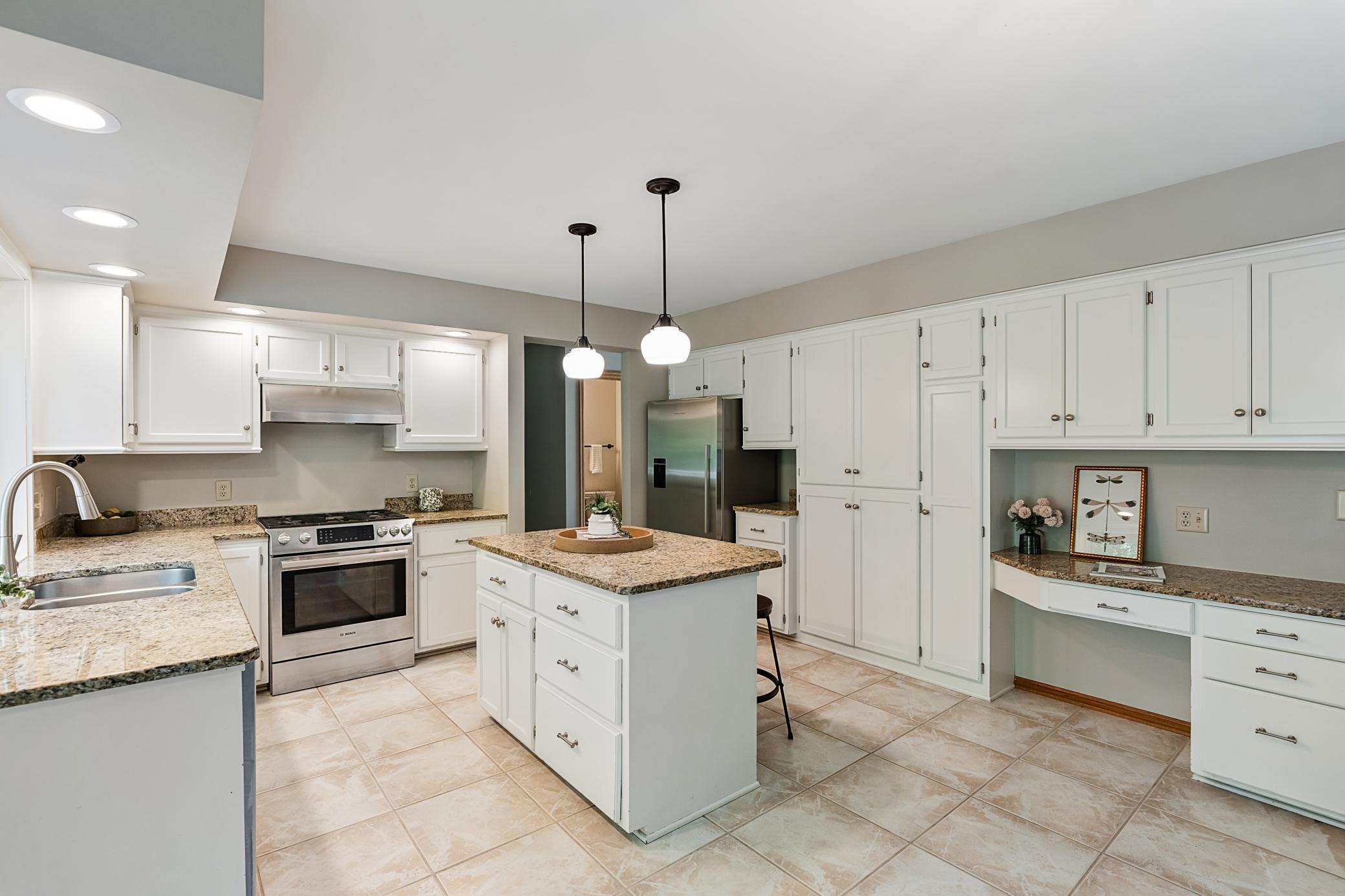 View of Residential at 9017 Larkspur Lane, Eden Prairie MN 55347, Eden Prairie (7 of 37) - Mike Wilen | Minnesota Team Real Estate