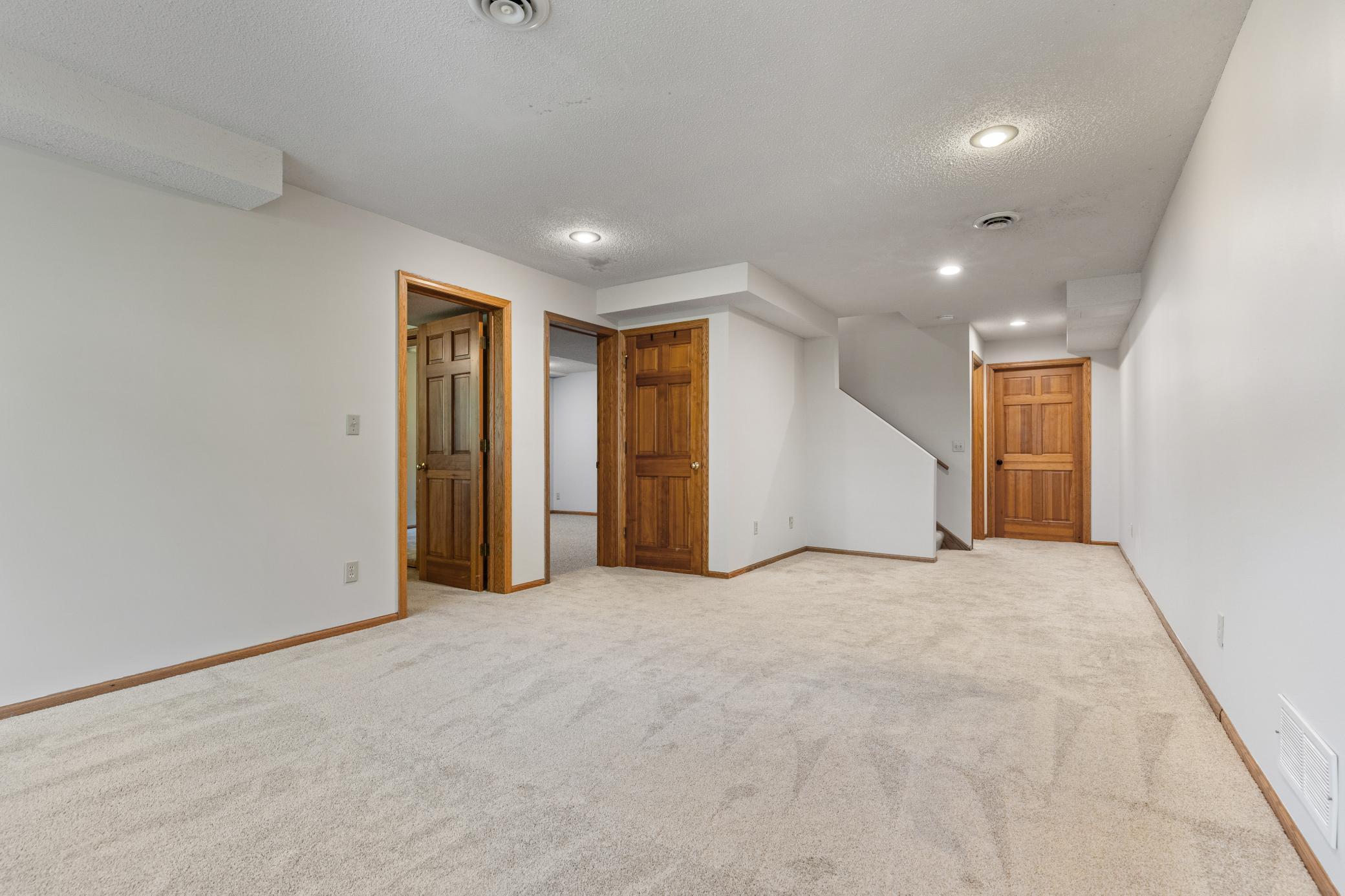 View of Residential at 9017 Larkspur Lane, Eden Prairie MN 55347, Eden Prairie (26 of 37) - Mike Wilen | Minnesota Team Real Estate