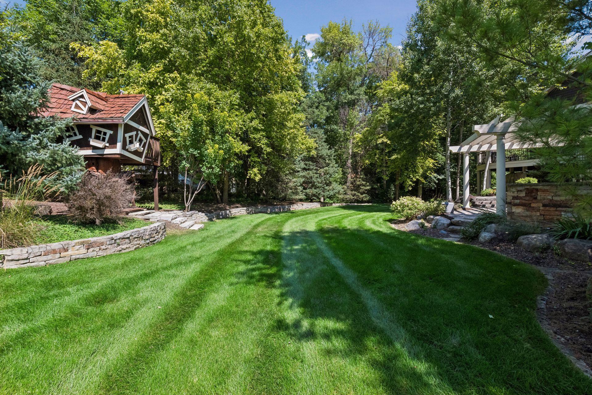 View of Residential at 20650 Parkview Lane, Excelsior MN 55331, Excelsior (79 of 84) - Mike Wilen | Minnesota Team Real Estate
