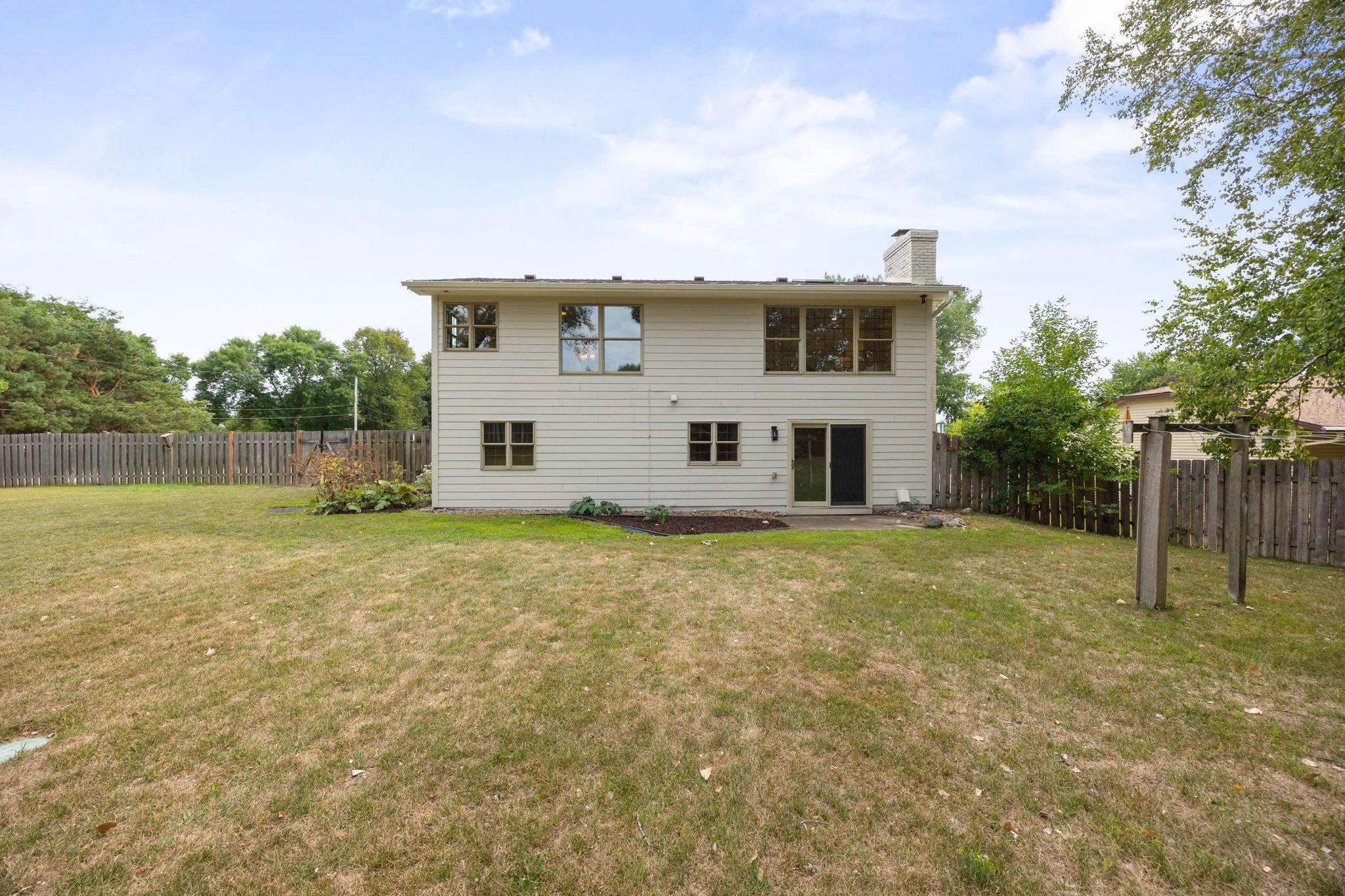 View of Residential at 11510 57th Avenue, Plymouth MN 55442, Plymouth (28 of 38) - Mike Wilen | Minnesota Team Real Estate