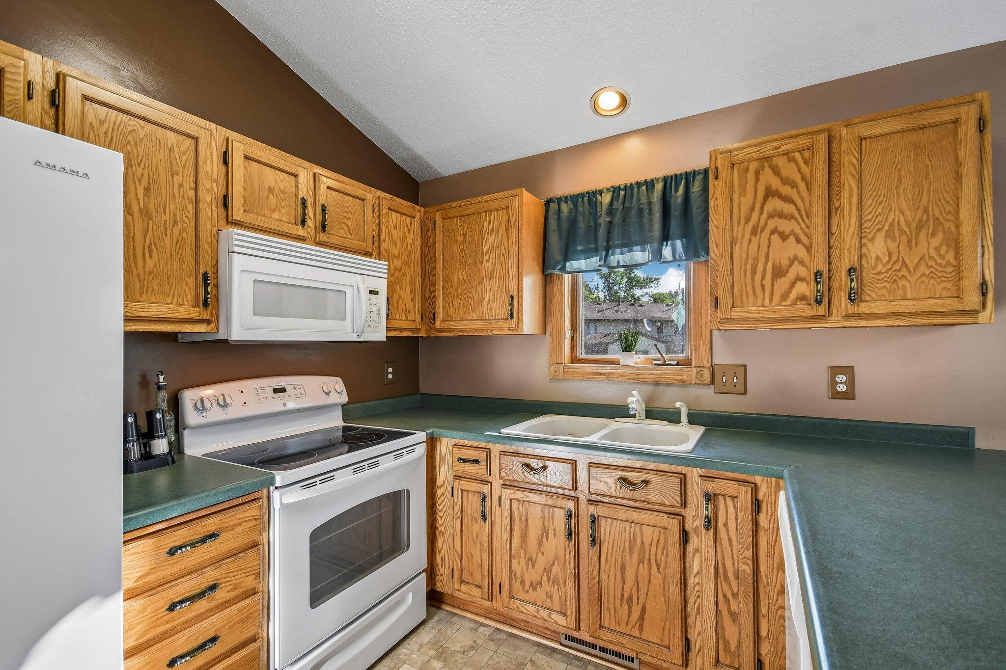 View of Residential at 7459 Jeffery Lane, Cottage Grove MN 55016, Cottage Grove (14 of 62) - Mike Wilen | Minnesota Team Real Estate