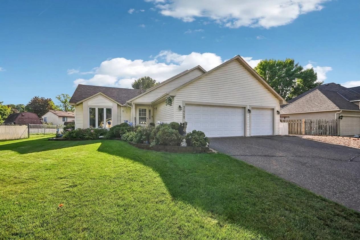 View of Residential at 7459 Jeffery Lane, Cottage Grove MN 55016, Cottage Grove (4 of 62) - Mike Wilen | Minnesota Team Real Estate
