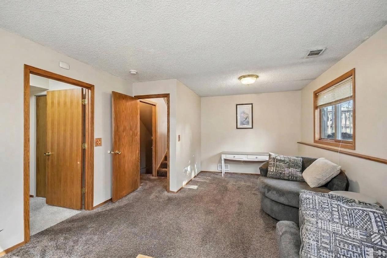 View of Residential at 7459 Jeffery Lane, Cottage Grove MN 55016, Cottage Grove (11 of 58) - Mike Wilen | Minnesota Team Real Estate