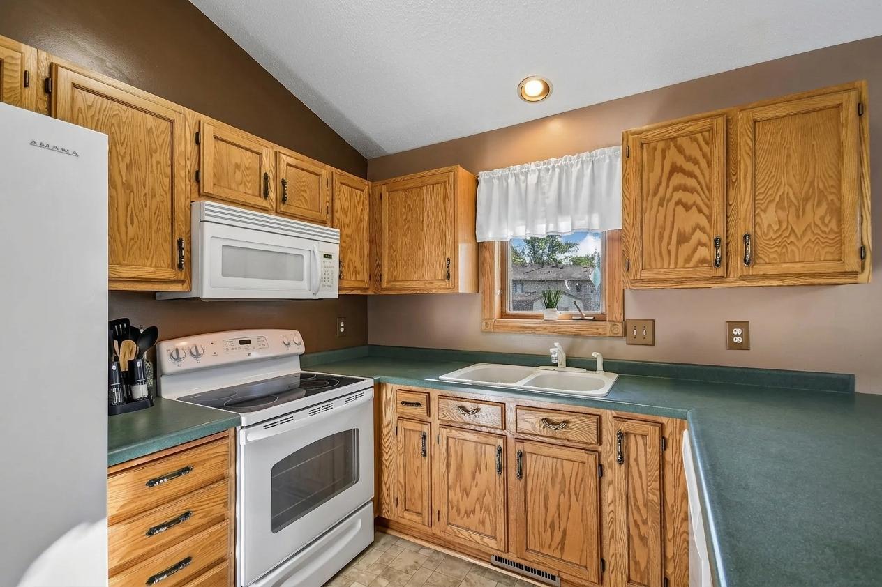 View of Residential at 7459 Jeffery Lane, Cottage Grove MN 55016, Cottage Grove (16 of 58) - Mike Wilen | Minnesota Team Real Estate