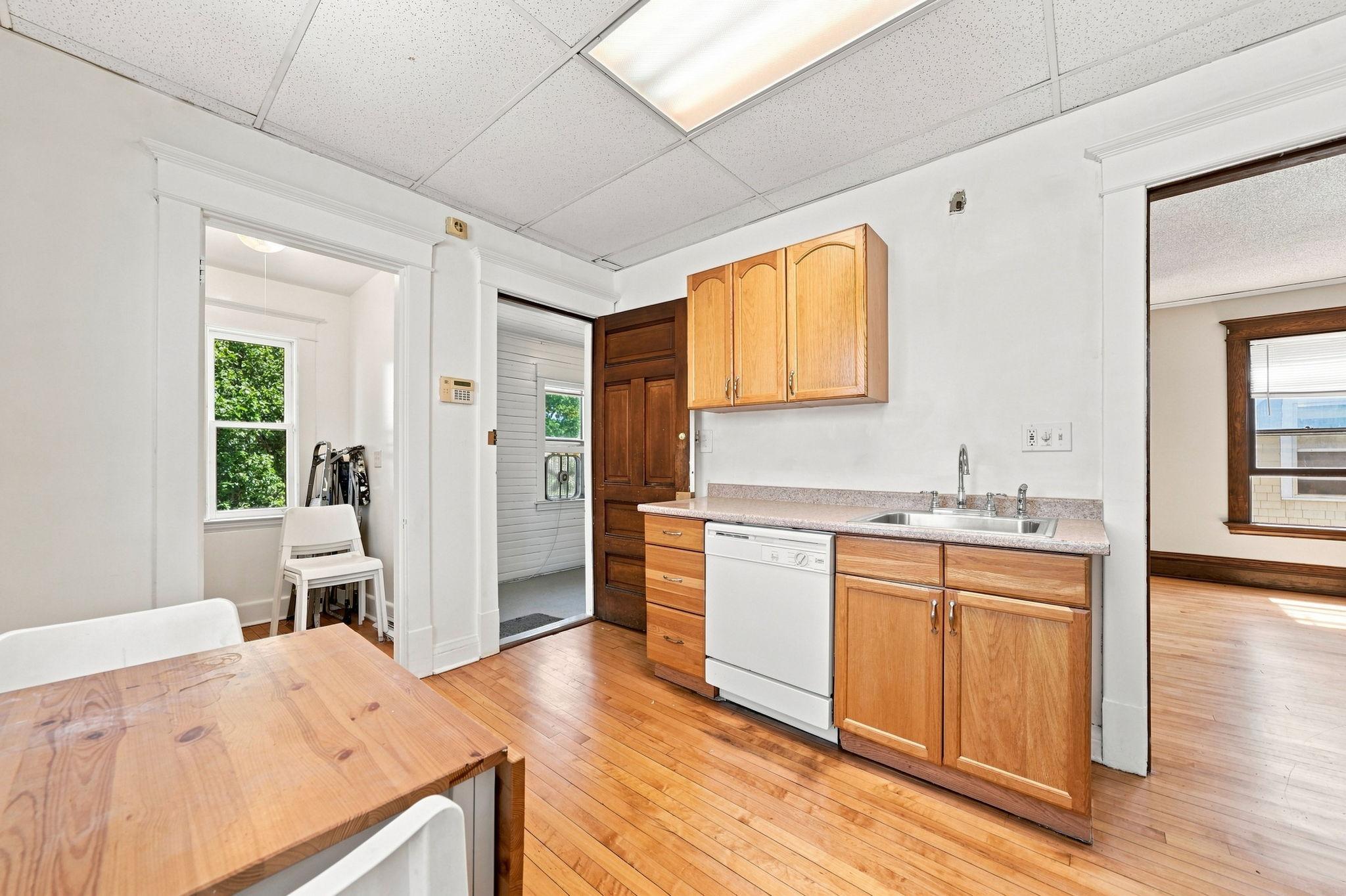 View of Residential Income at 1174 14th Avenue, Minneapolis MN 55414, Minneapolis (11 of 54) - Mike Wilen | Minnesota Team Real Estate