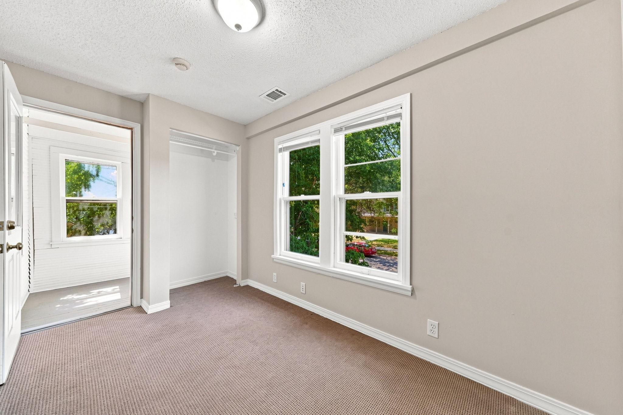 View of Residential Income at 1174 14th Avenue, Minneapolis MN 55414, Minneapolis (19 of 54) - Mike Wilen | Minnesota Team Real Estate