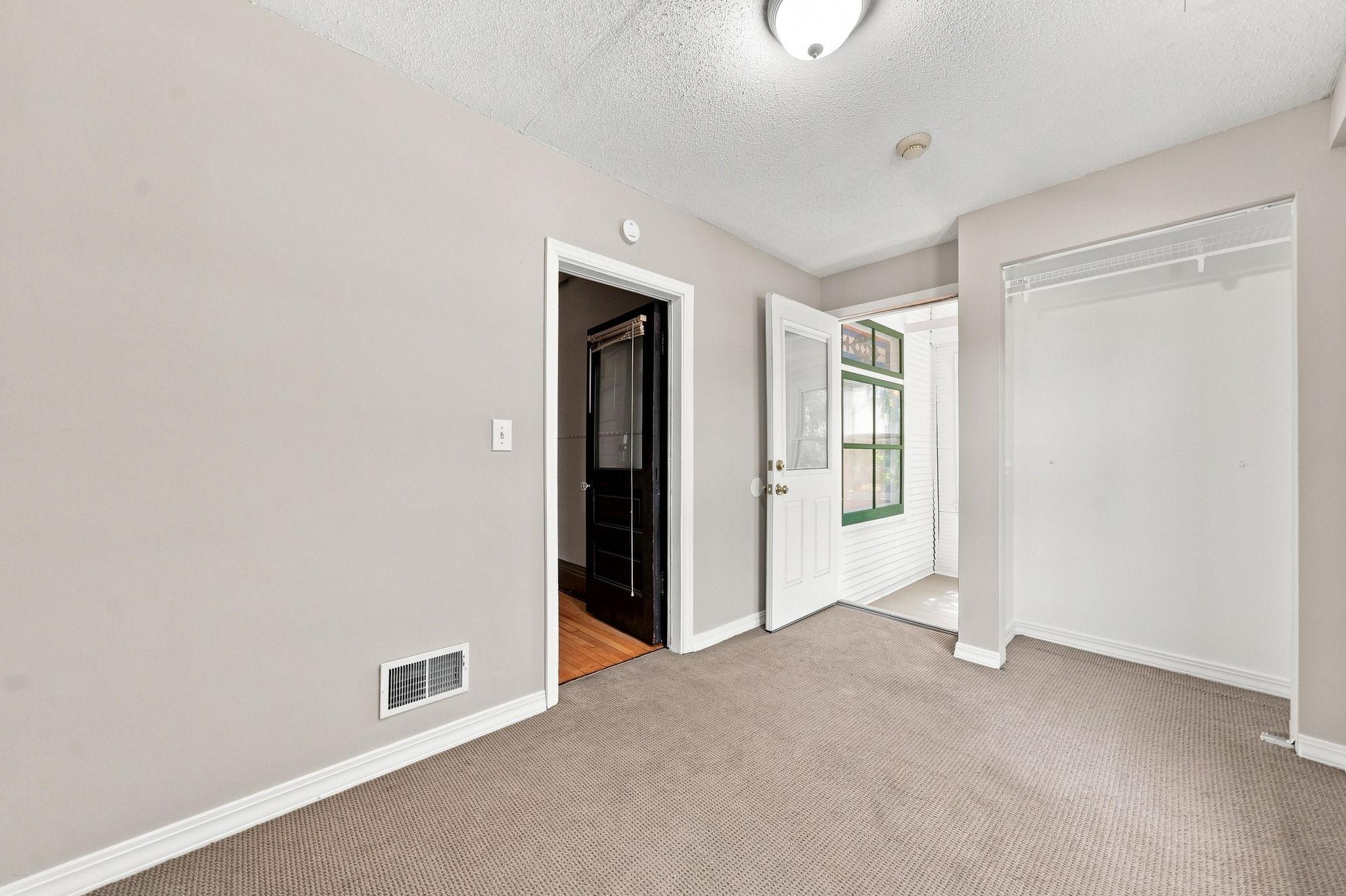 View of Residential Income at 1174 14th Avenue, Minneapolis MN 55414, Minneapolis (21 of 54) - Mike Wilen | Minnesota Team Real Estate
