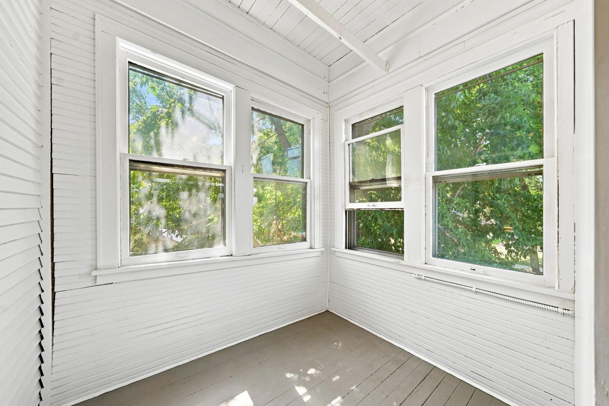 View of Residential Income at 1174 14th Avenue, Minneapolis MN 55414, Minneapolis (22 of 54) - Mike Wilen | Minnesota Team Real Estate