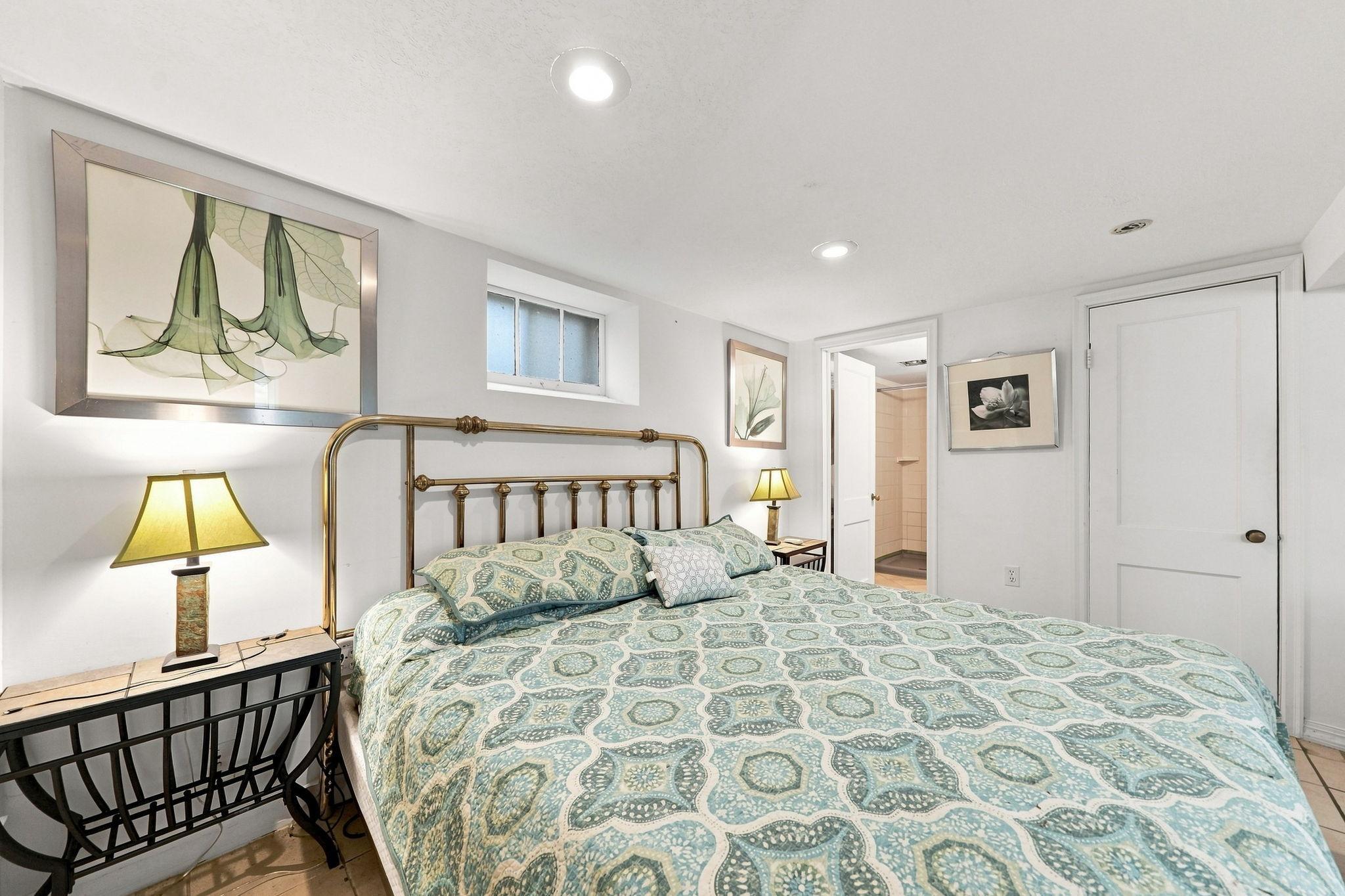 View of Residential Income at 1174 14th Avenue, Minneapolis MN 55414, Minneapolis (46 of 54) - Mike Wilen | Minnesota Team Real Estate