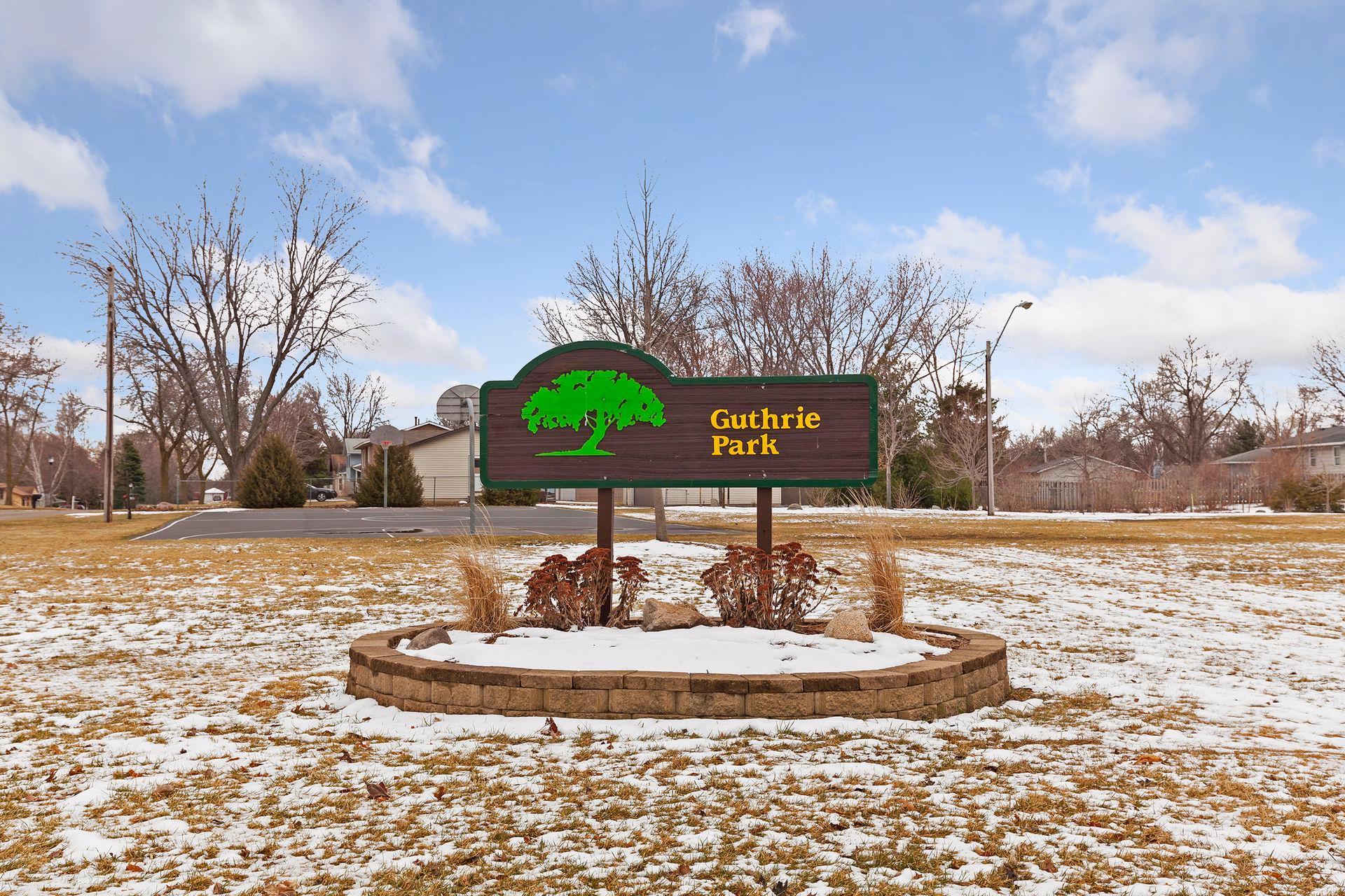 View of Residential at 670 Goodwin Avenue, Oakdale MN 55128, Oakdale (36 of 46) - Mike Wilen | Minnesota Team Real Estate