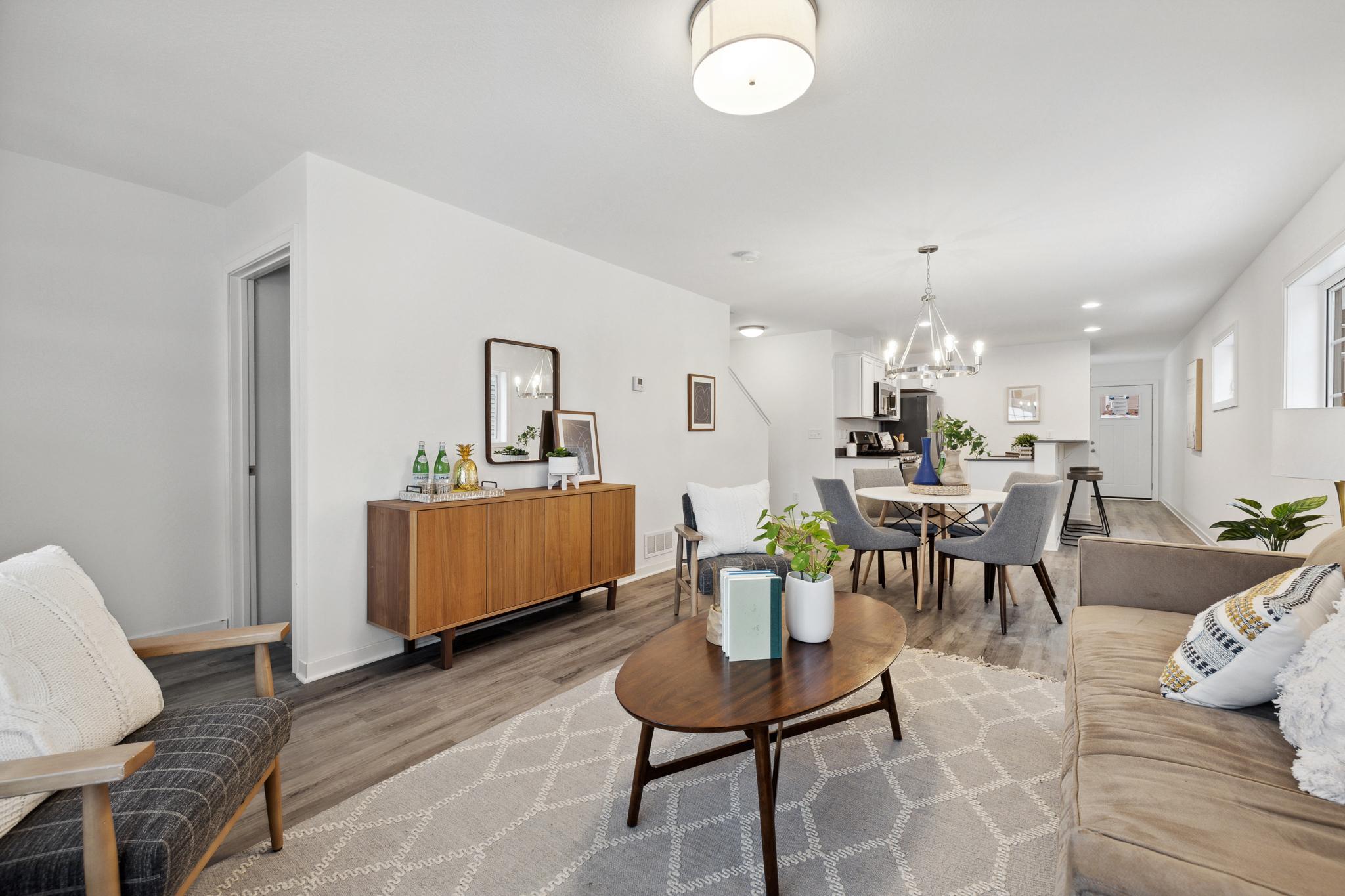 View of Residential at 2032 James Avenue, Minneapolis MN 55411, Minneapolis (12 of 23) - Mike Wilen | Minnesota Team Real Estate
