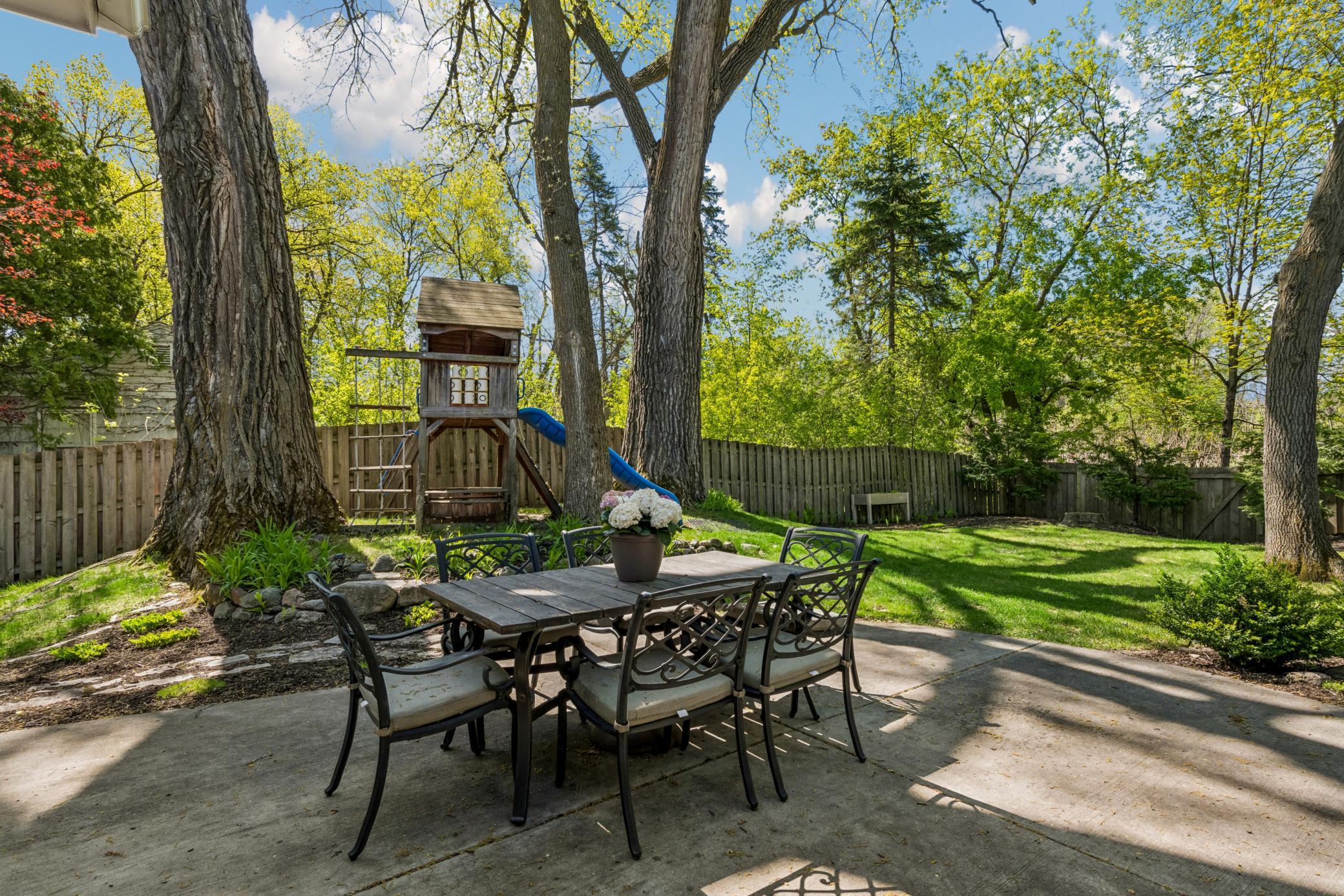 View of Residential at 290 Ridgeview Drive, Wayzata MN 55391, Wayzata (31 of 39) - Mike Wilen | Minnesota Team Real Estate