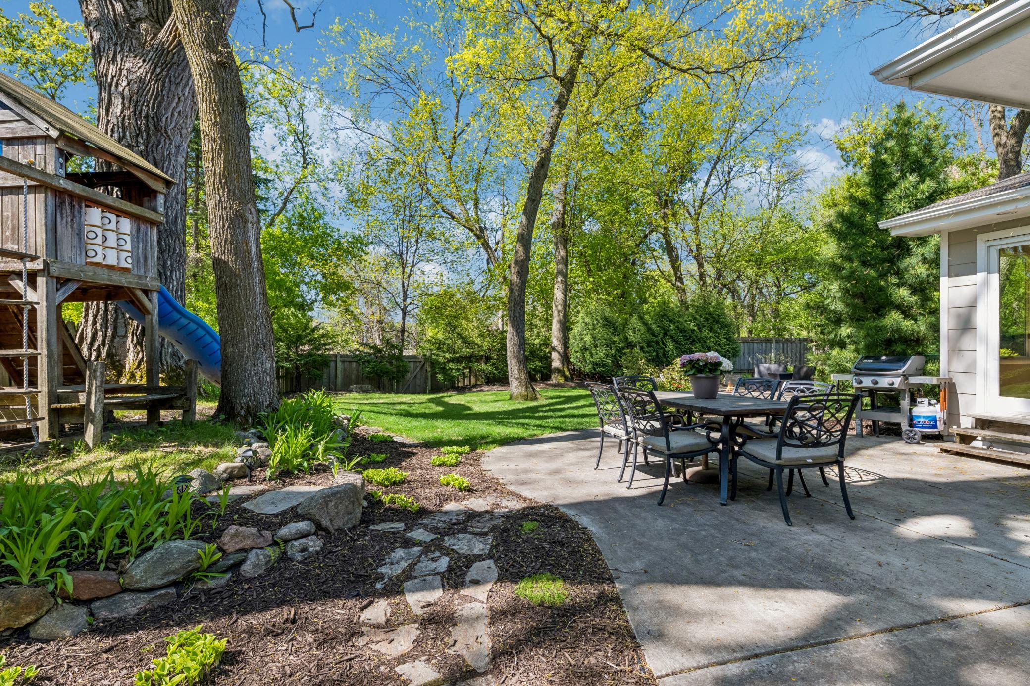 View of Residential at 290 Ridgeview Drive, Wayzata MN 55391, Wayzata (28 of 39) - Mike Wilen | Minnesota Team Real Estate