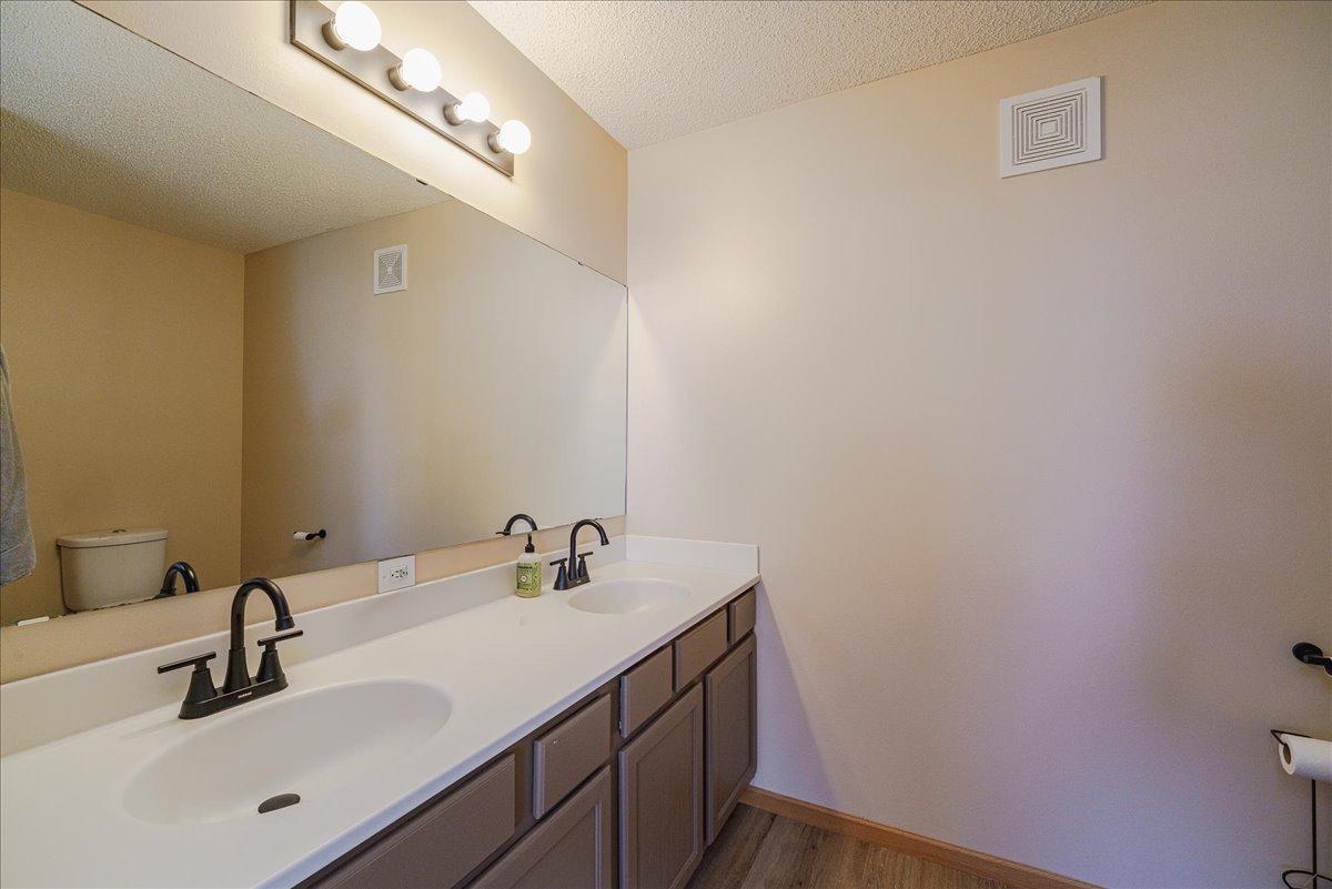 View of Residential at 20591 Keystone Avenue, Lakeville MN 55044, Lakeville (25 of 25) - Mike Wilen | Minnesota Team Real Estate