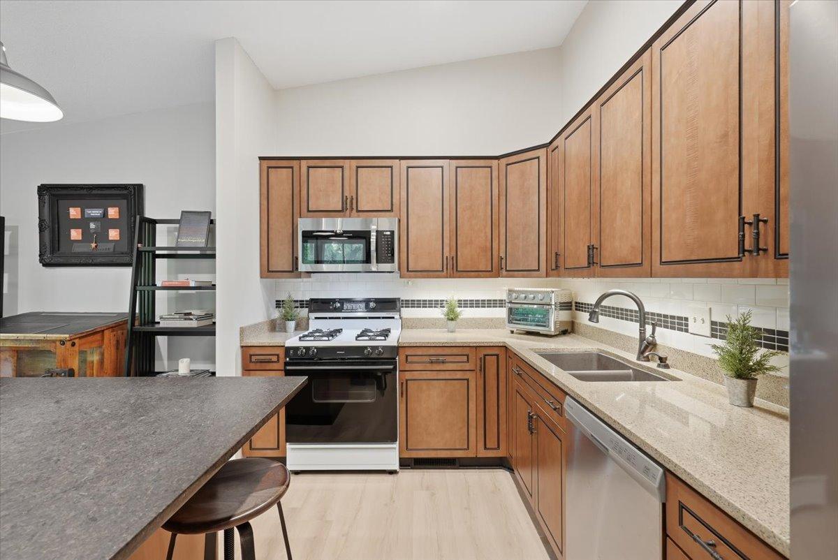 View of Residential at 1251 Archer Lane, Plymouth MN 55447, Plymouth (28 of 29) - Mike Wilen | Minnesota Team Real Estate