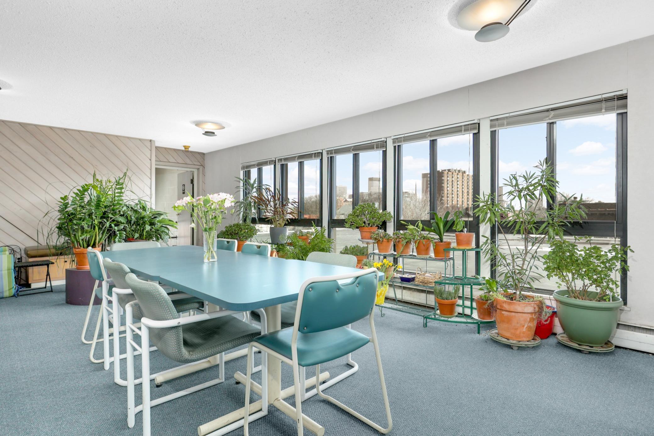 View of Residential at 1912 Dupont Avenue #405, Minneapolis MN 55403, Minneapolis (12 of 18) - Mike Wilen | Minnesota Team Real Estate