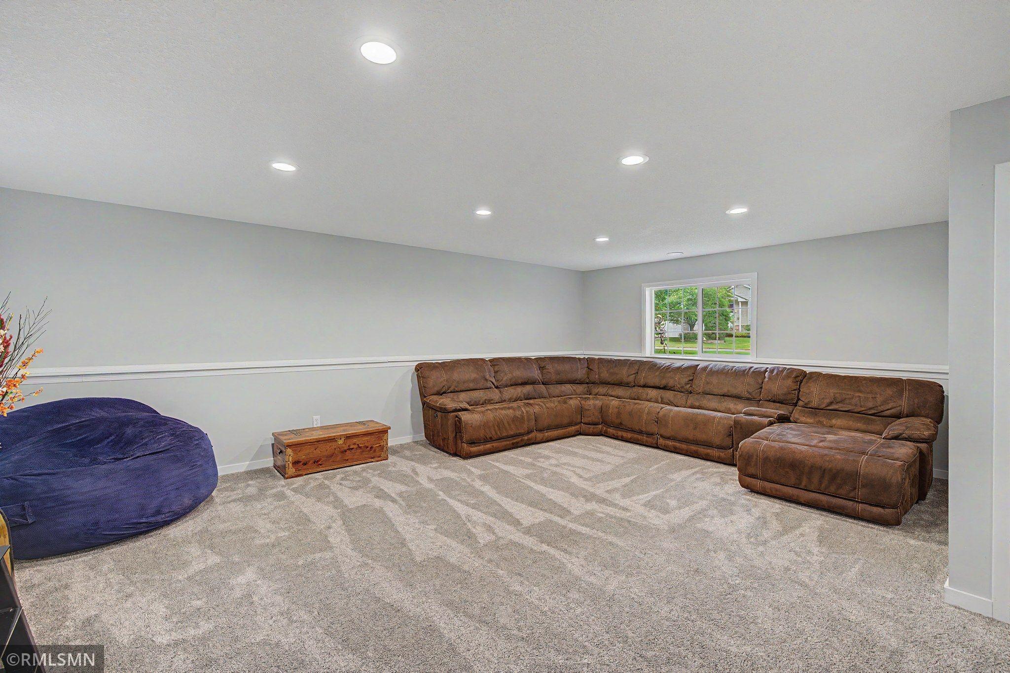 View of Residential at 748 101st Lane, Blaine MN 55434, Blaine (23 of 33) - Mike Wilen | Minnesota Team Real Estate