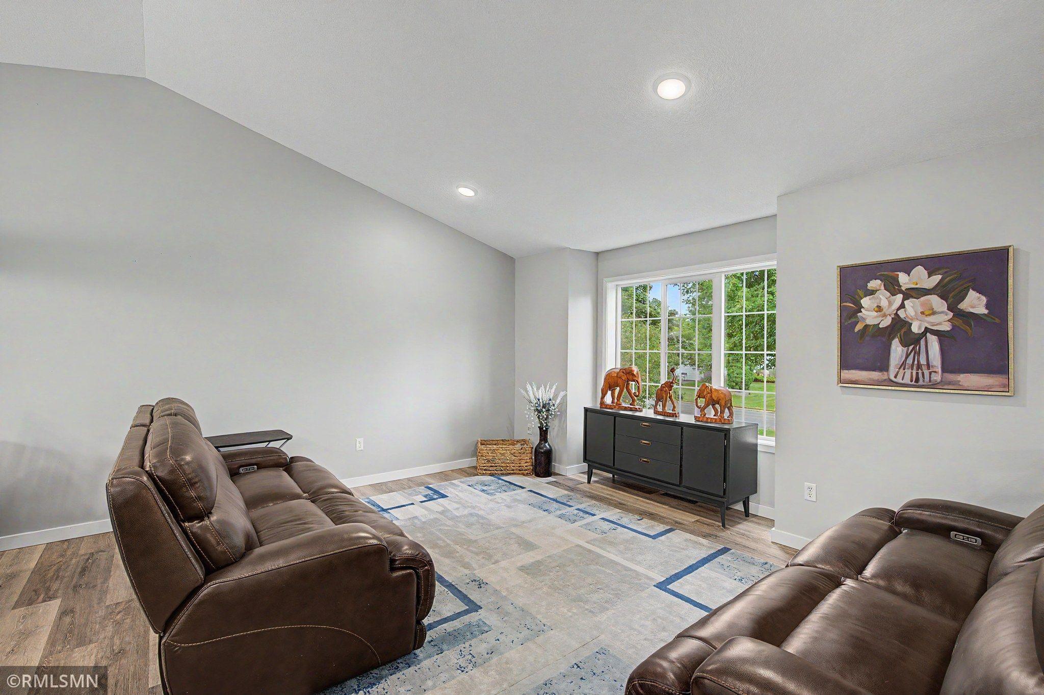 View of Residential at 748 101st Lane, Blaine MN 55434, Blaine (8 of 33) - Mike Wilen | Minnesota Team Real Estate