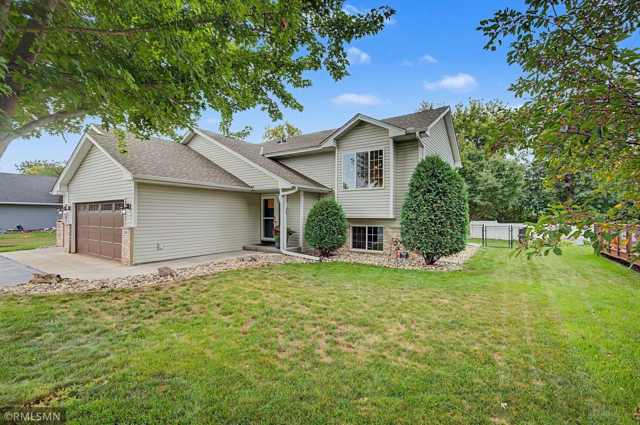 View of Residential at 748 101st Lane, Blaine MN 55434, Blaine (29 of 33) - Mike Wilen | Minnesota Team Real Estate