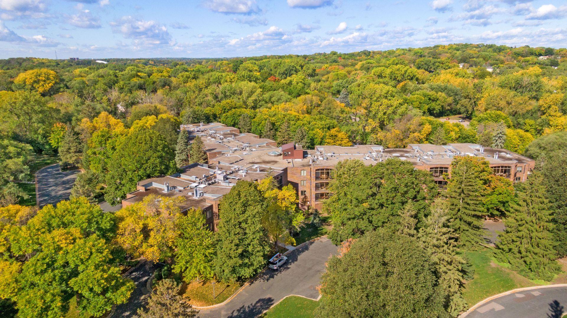 View of Residential at 5601 Dewey Hill Road #210, Edina MN 55439, Edina (20 of 78) - Mike Wilen | Minnesota Team Real Estate