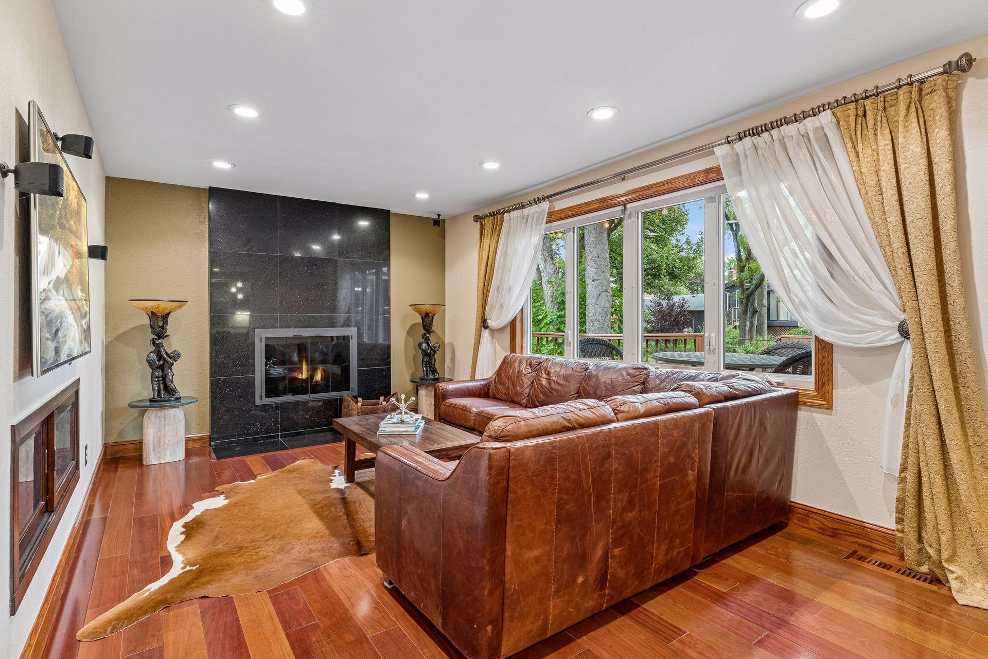 View of Residential at 1836 Prior Avenue, Falcon Heights MN 55113, Falcon Heights (12 of 36) - Mike Wilen | Minnesota Team Real Estate