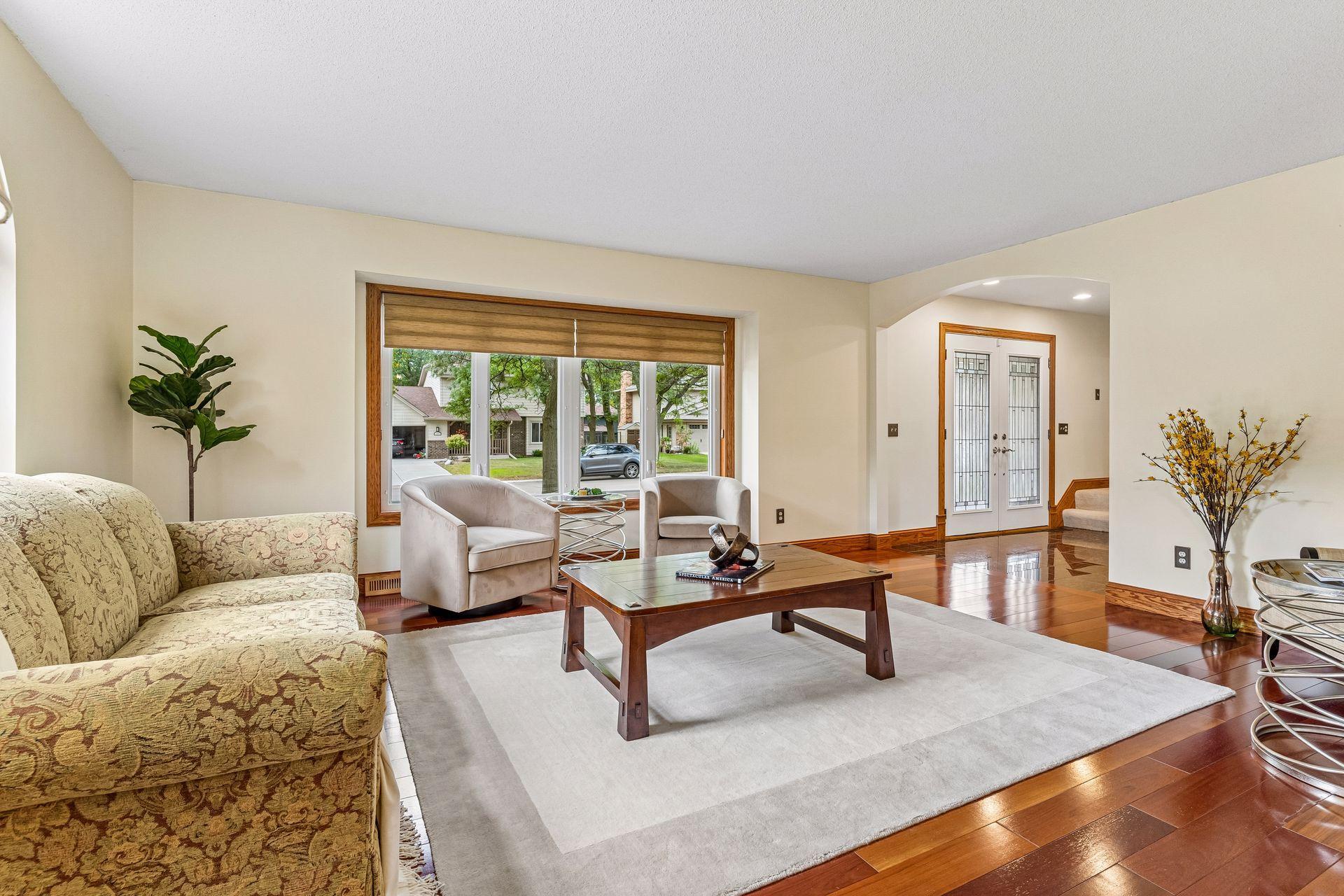 View of Residential at 1836 Prior Avenue, Falcon Heights MN 55113, Falcon Heights (5 of 36) - Mike Wilen | Minnesota Team Real Estate