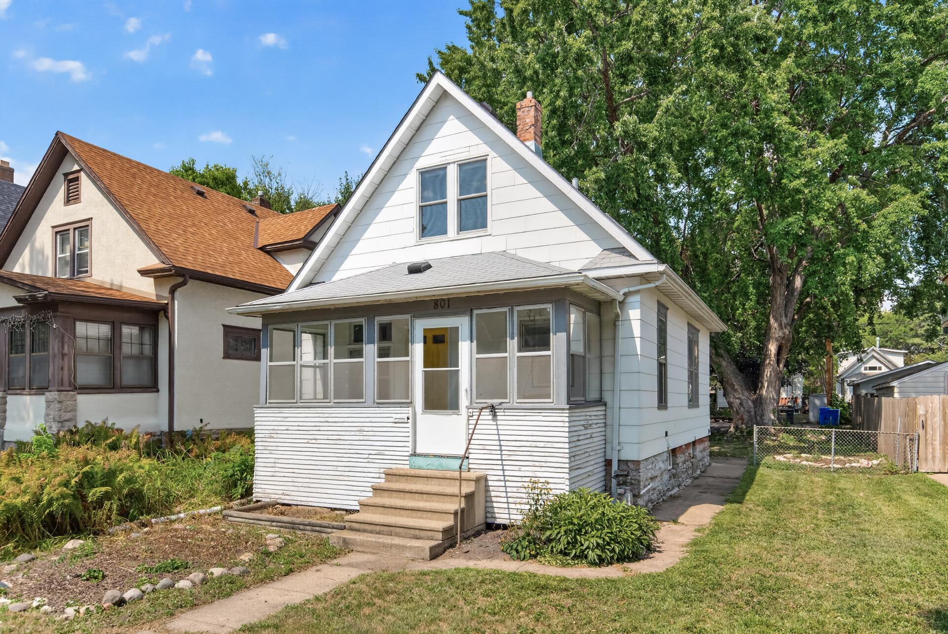 View of Residential at 801 Armstrong Avenue, Saint Paul MN 55102, Saint Paul (2 of 46) - Mike Wilen | Minnesota Team Real Estate